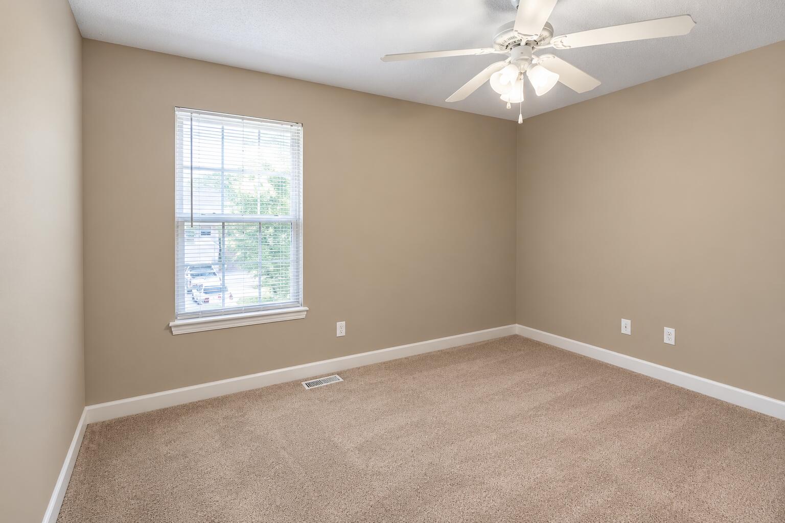 1311 Raleigh Dr Property Photo 28