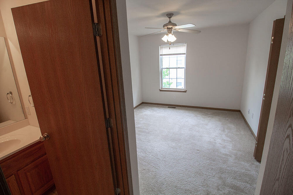 5000 Derby Ridge Dr 104 Property Photo 27
