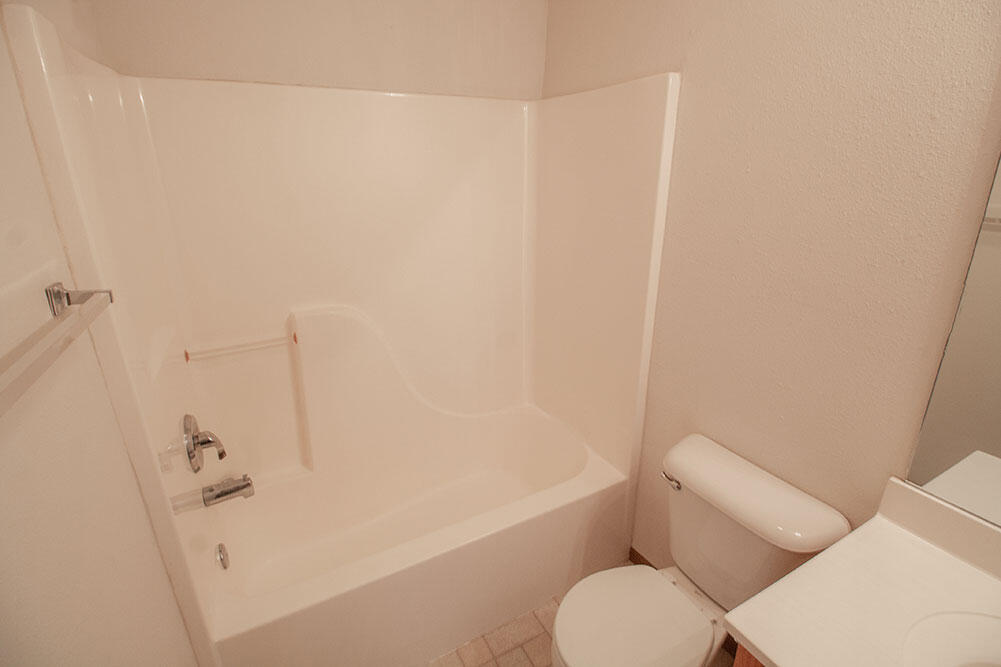 5000 Derby Ridge Dr 104 Property Photo 33