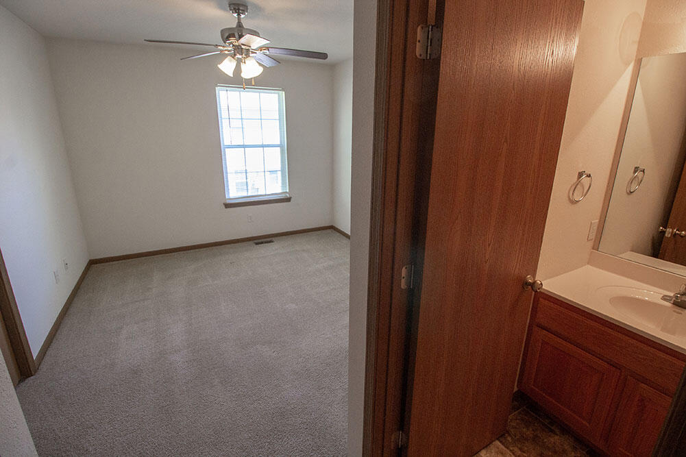 5000 Derby Ridge Dr 208 Property Photo 14