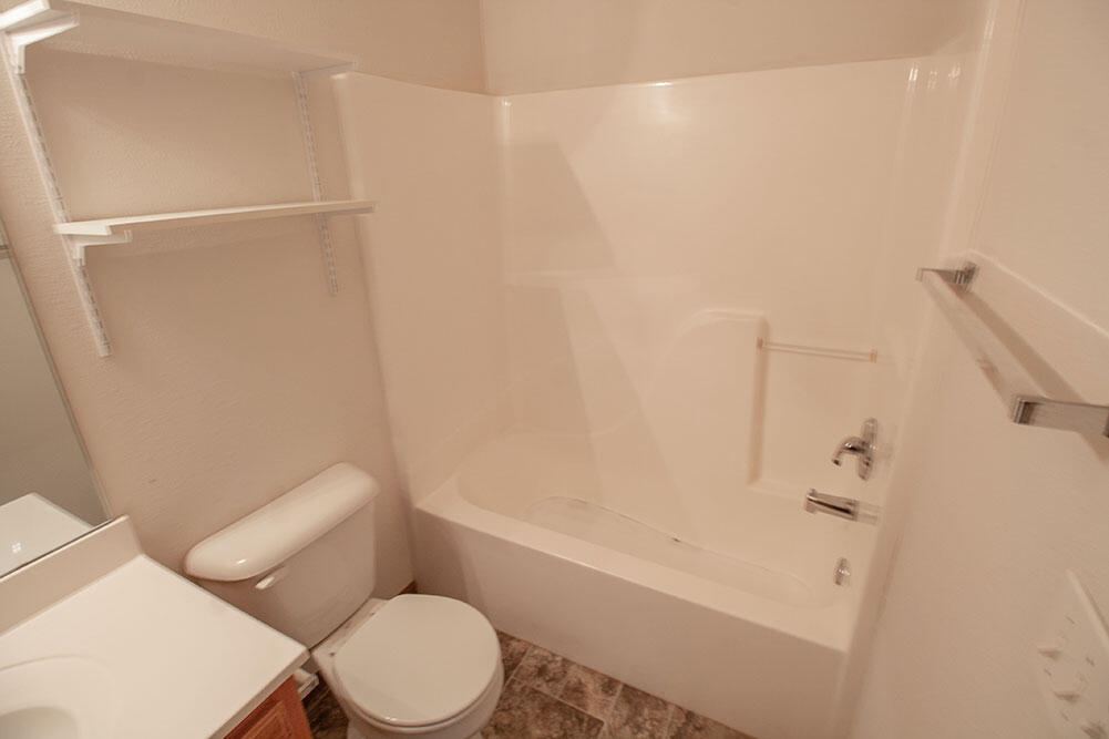 5000 Derby Ridge Dr 208 Property Photo 20