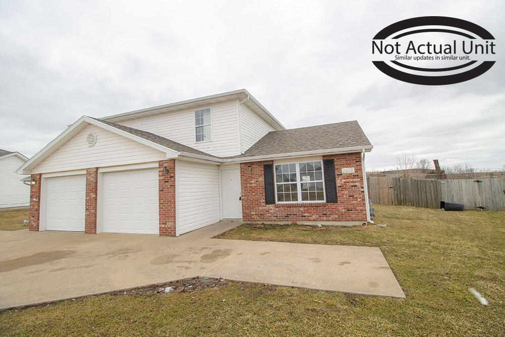 1638 High Quest Cir Property Photo 3