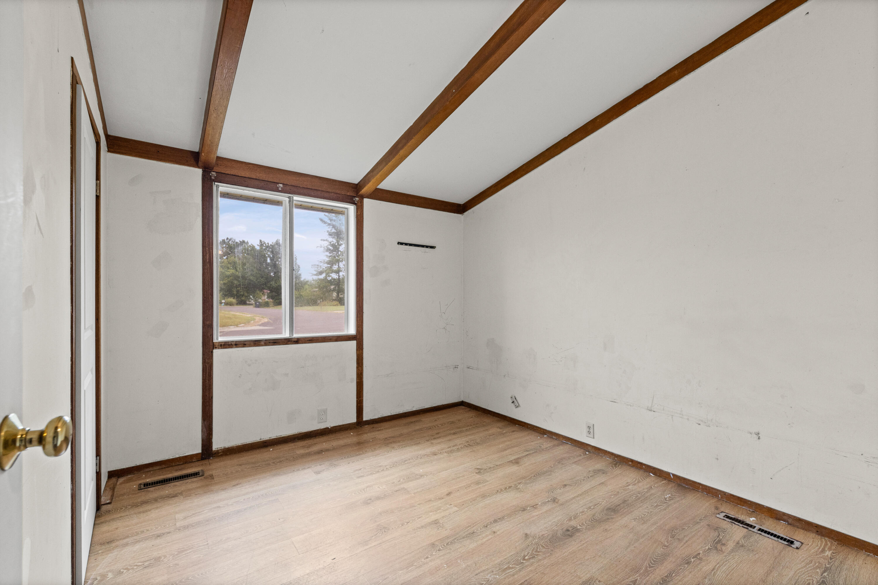 109 Mohawk Ave Property Photo 20