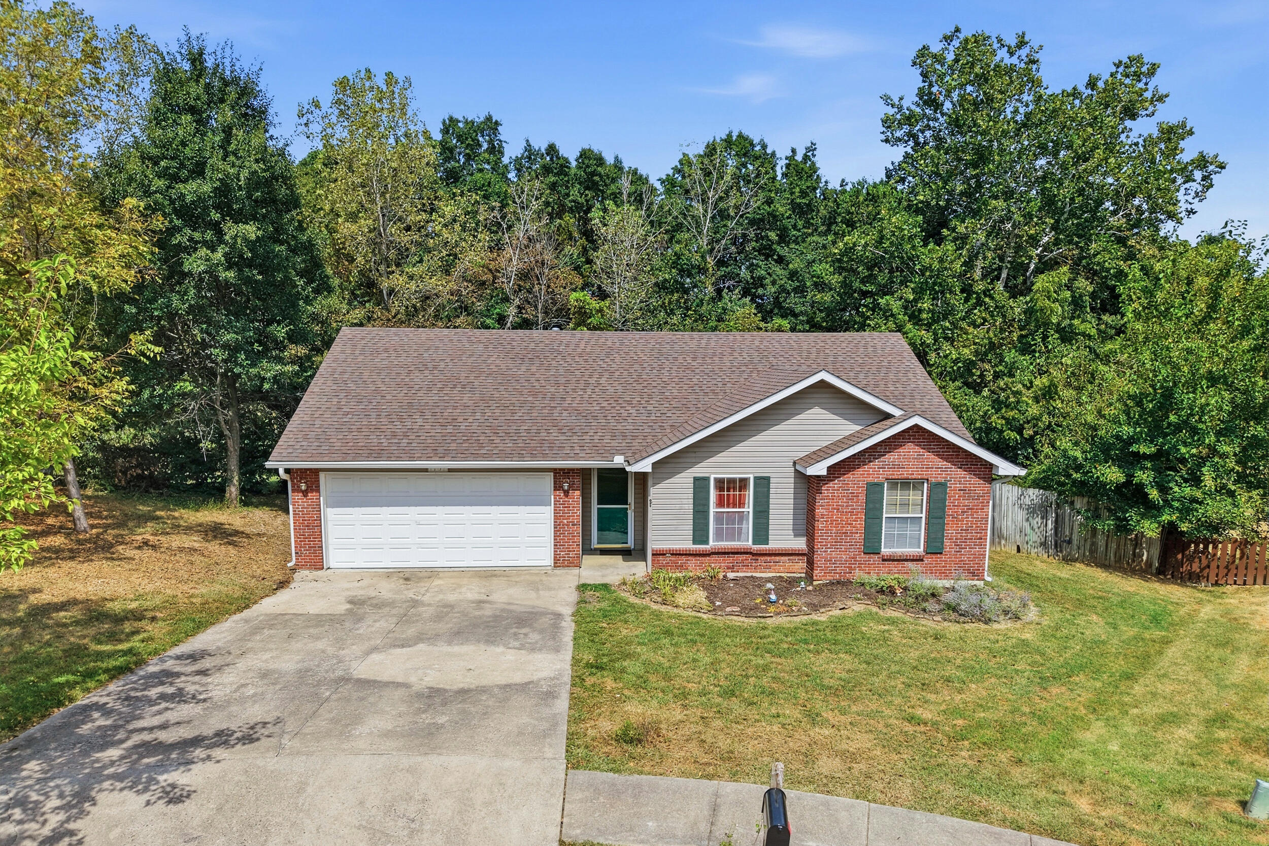 1701 Arctic Ct Property Photo 29