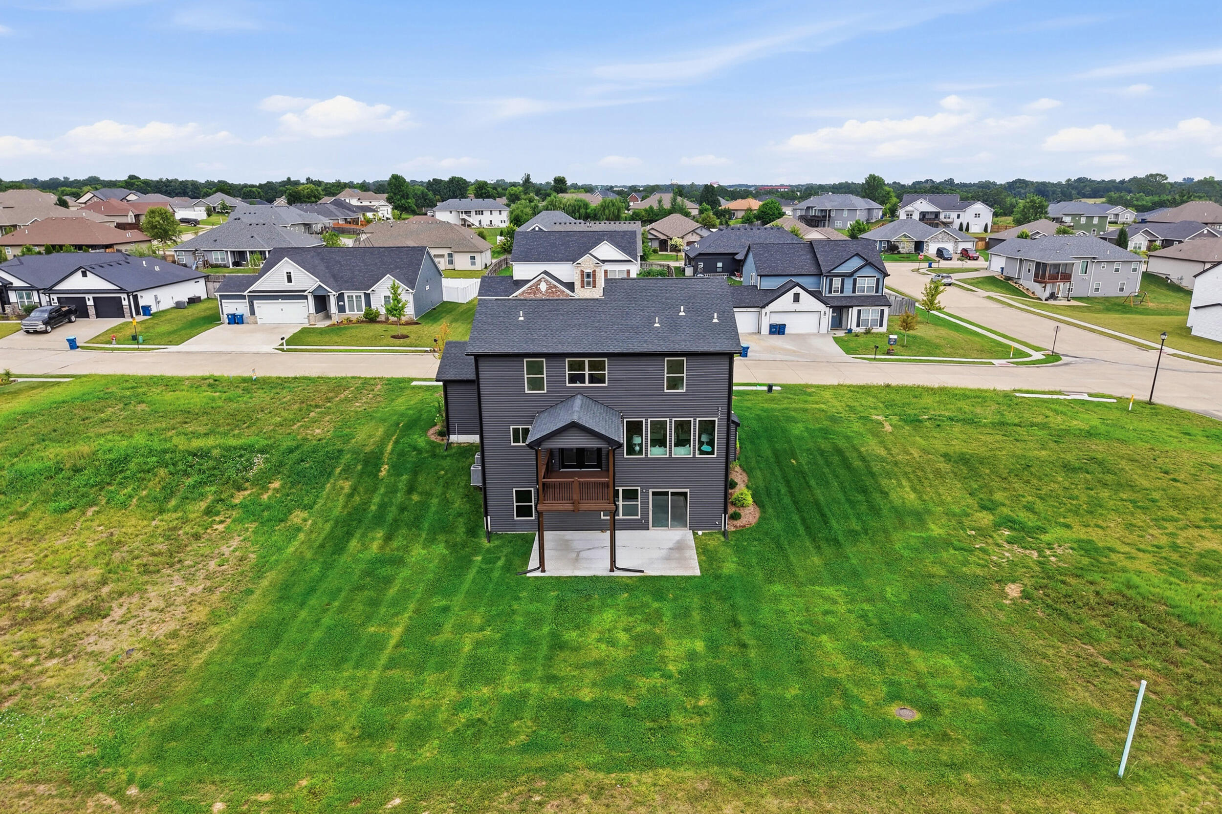 5760 Kingfisher Dr Property Photo 46