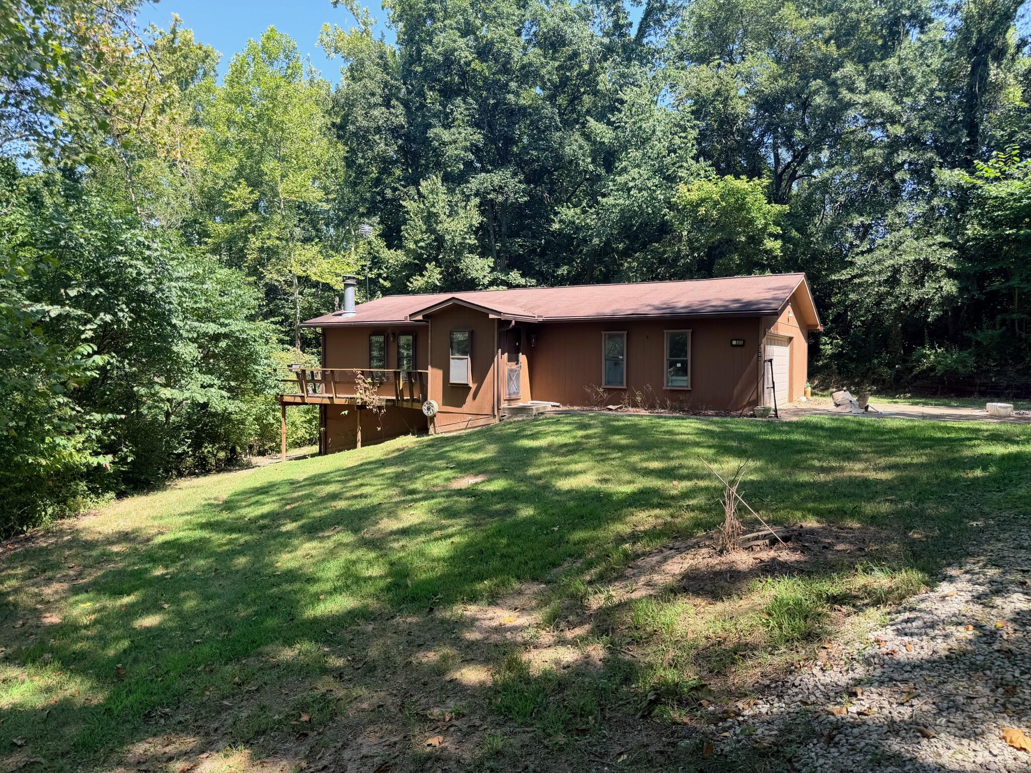 2300 N Bolli Rd Property Photo 1