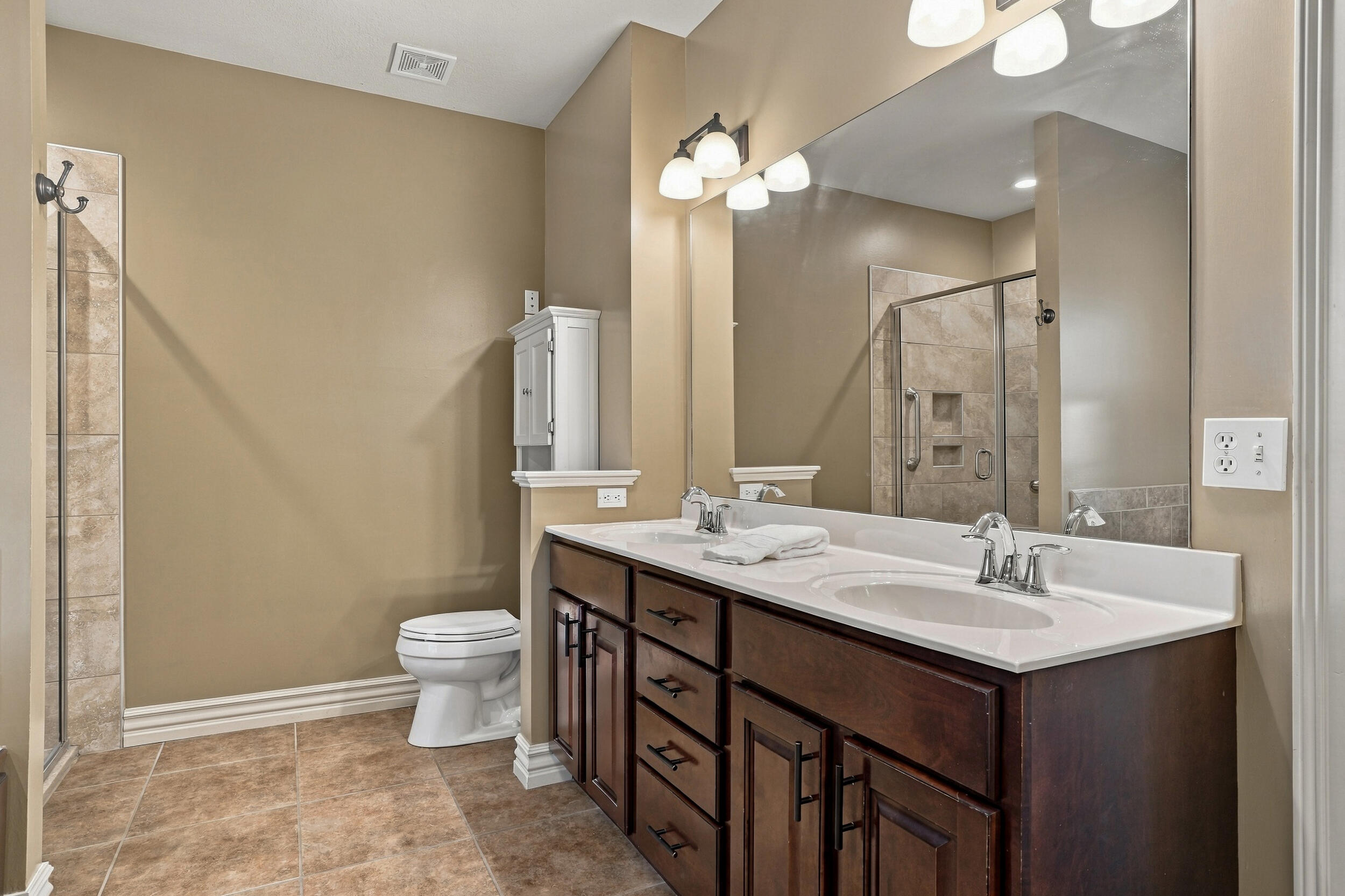 4910 Royal Lytham Dr Property Photo 25
