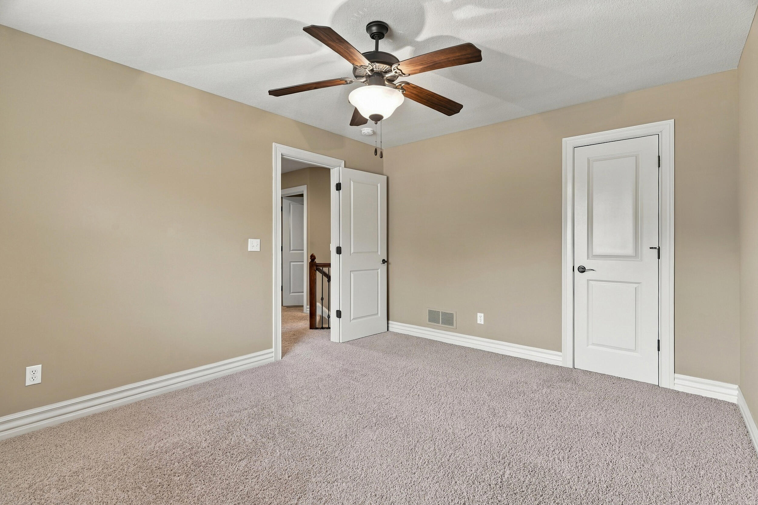 4910 Royal Lytham Dr Property Photo 31