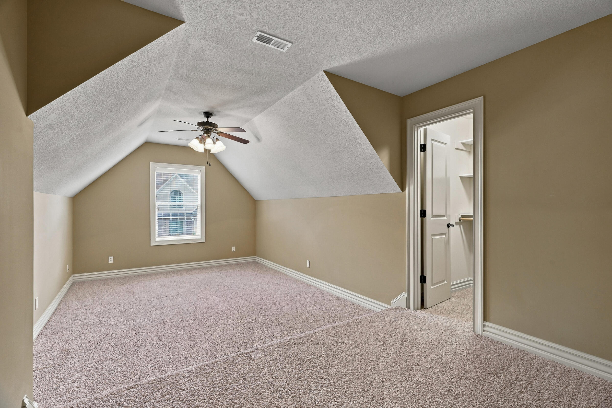 4910 Royal Lytham Dr Property Photo 33
