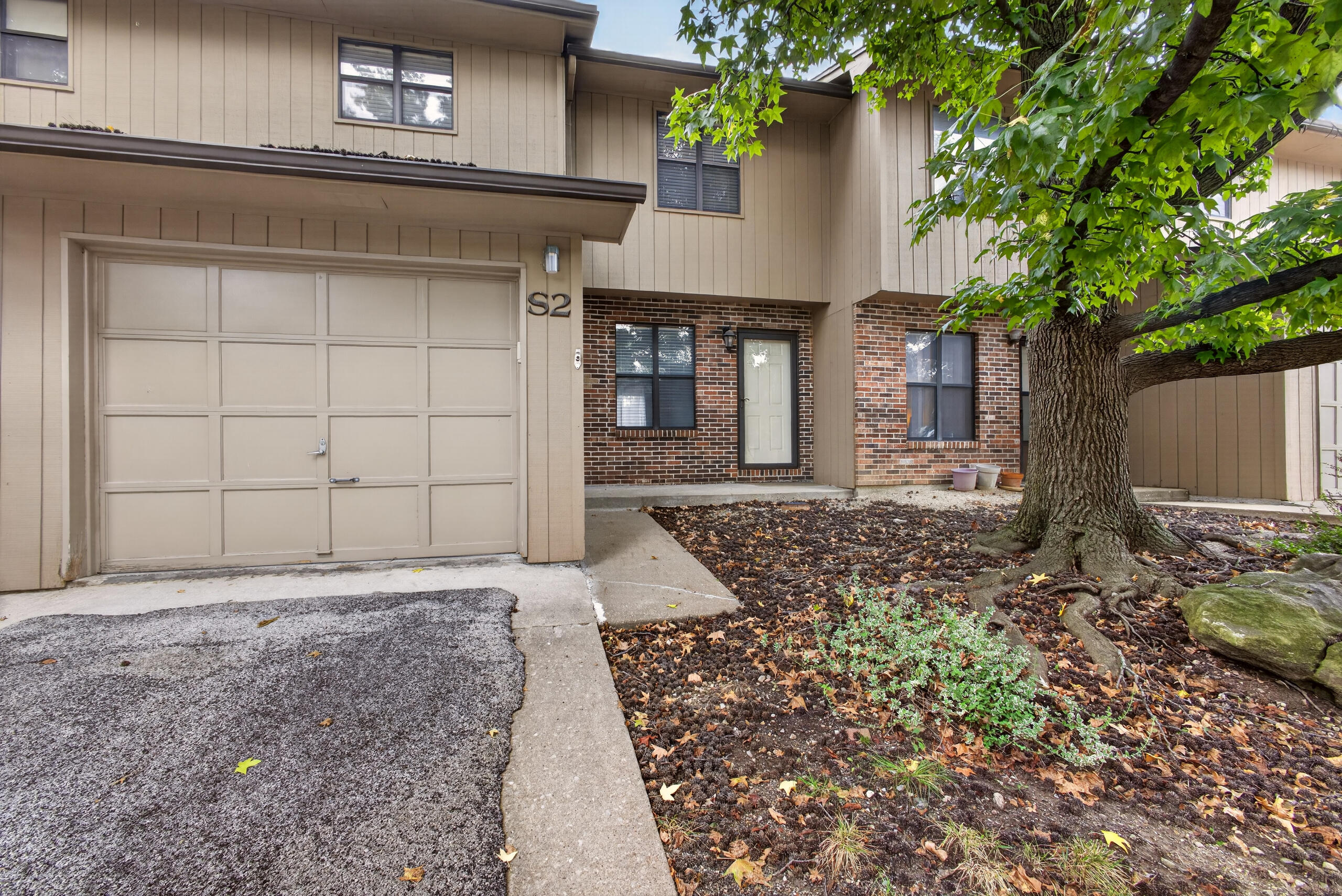 2801 W Broadway-unit Property Photo 1