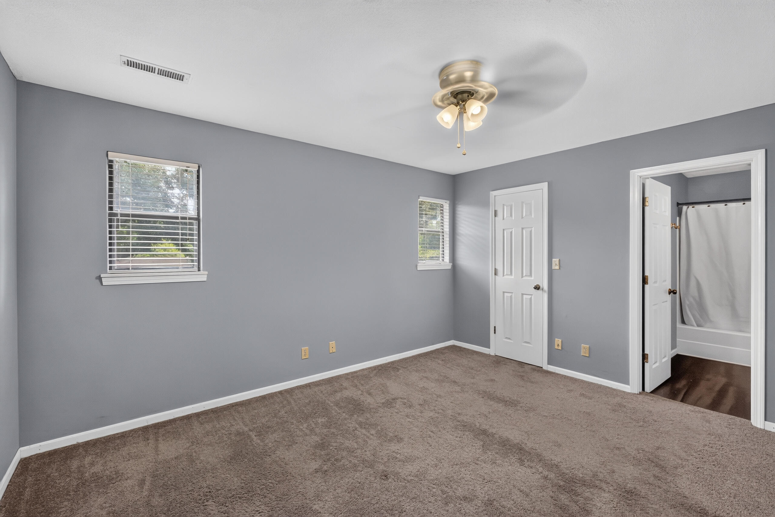 2801 W Broadway S2 Property Photo 13