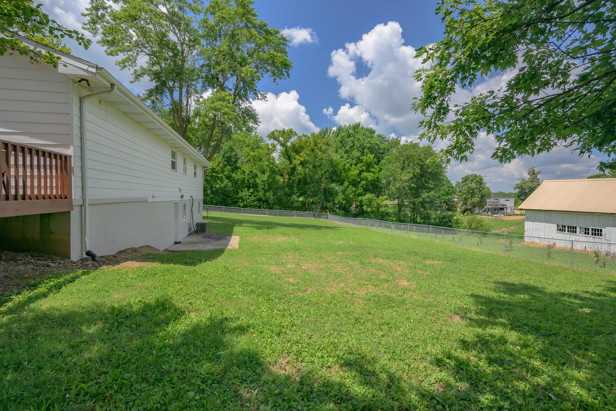 11812 Pine St Property Photo 22