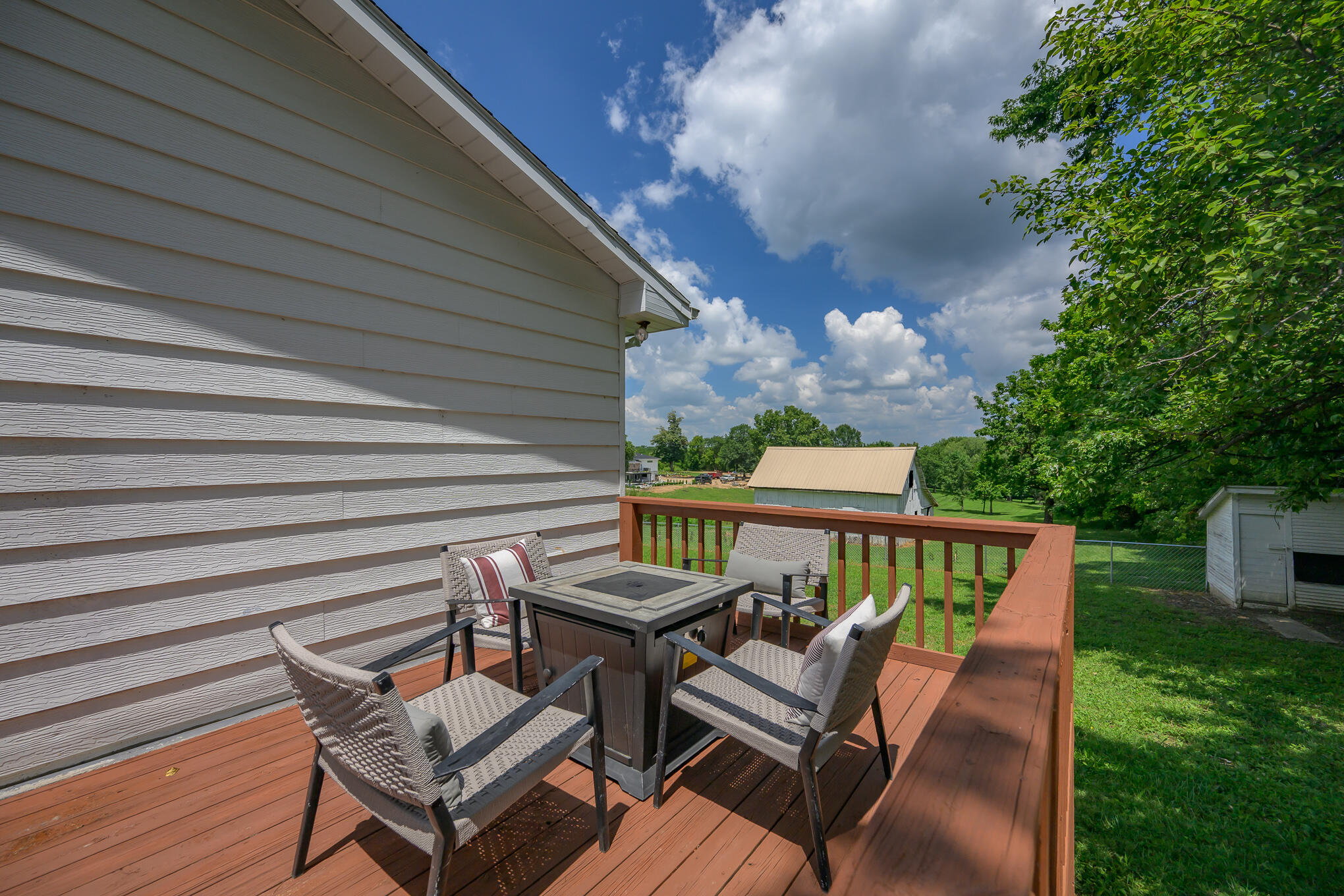 11812 Pine St Property Photo 24