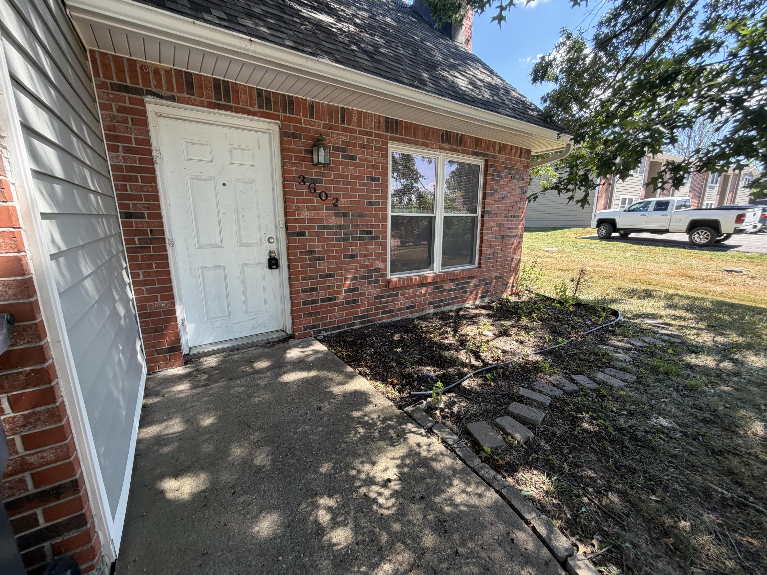 3602 Hermitage Rd Property Photo 2