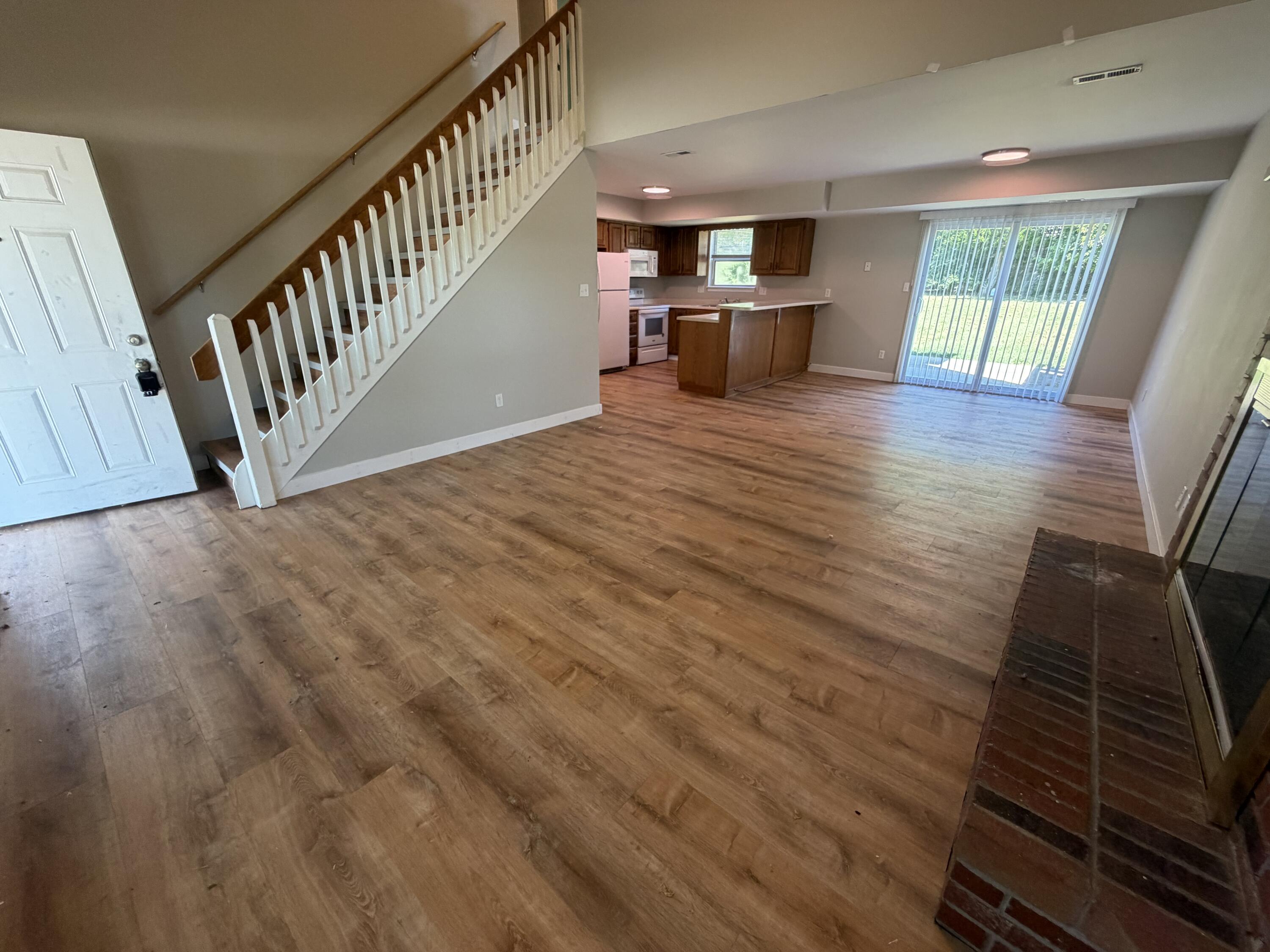 3602 Hermitage Rd Property Photo 5