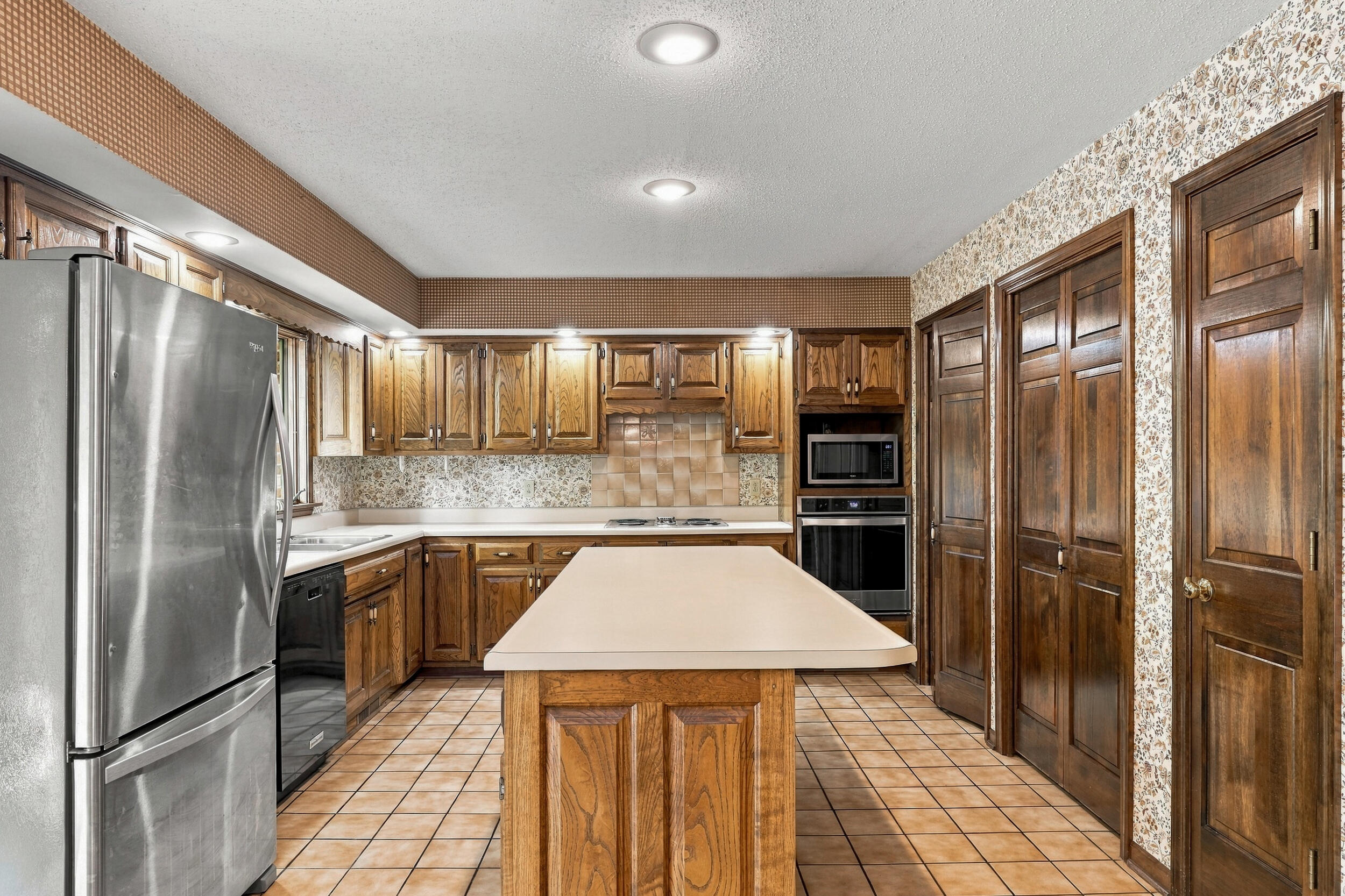 1209 Hulen Dr Property Photo 29