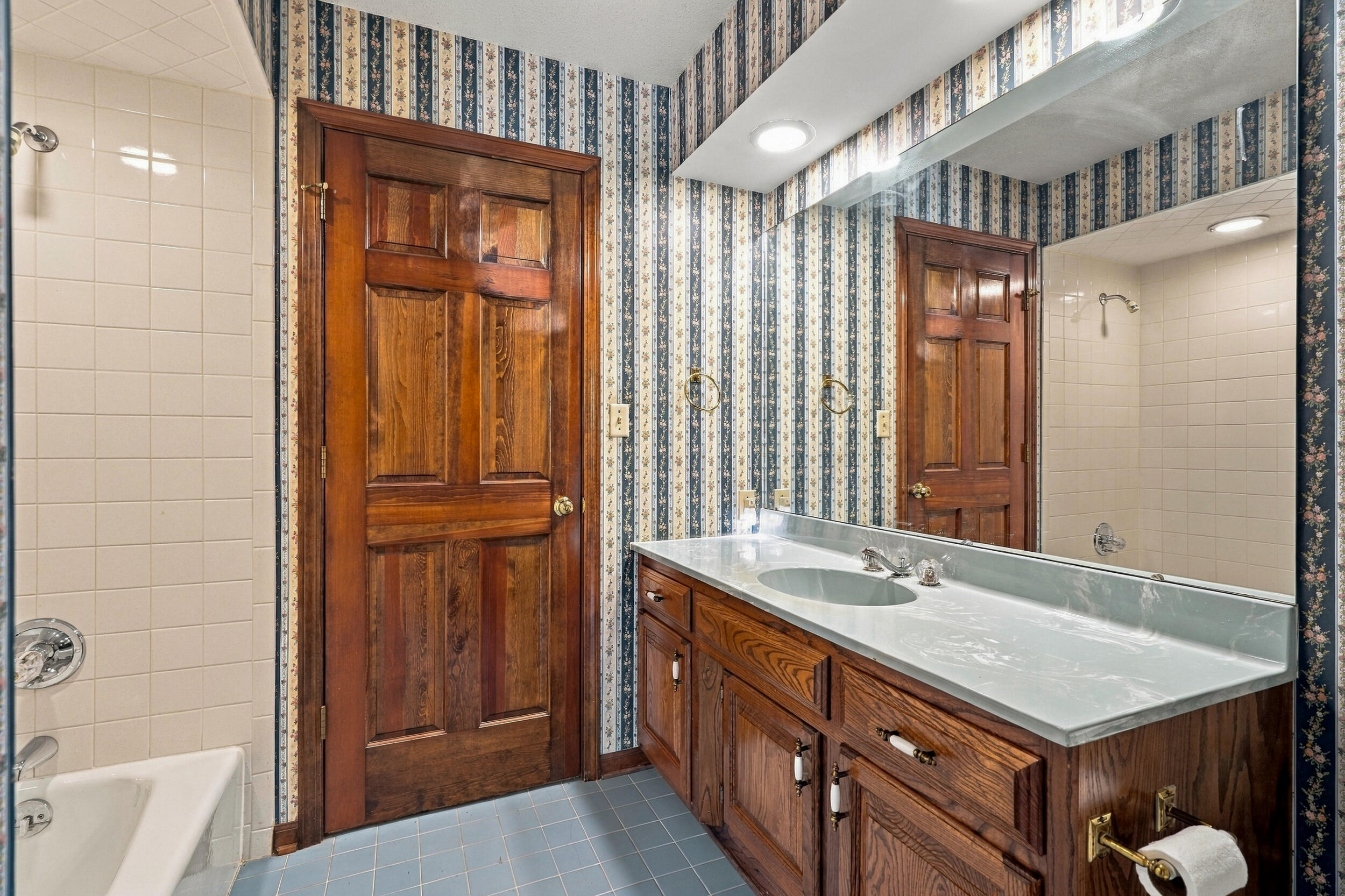 1209 Hulen Dr Property Photo 37