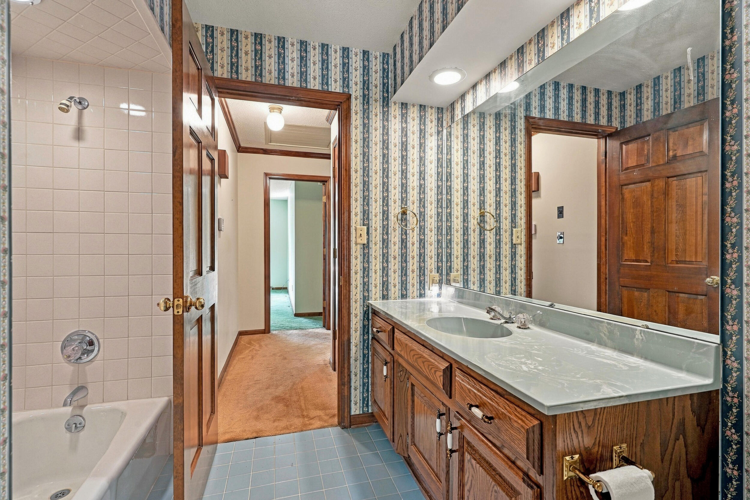 1209 Hulen Dr Property Photo 39