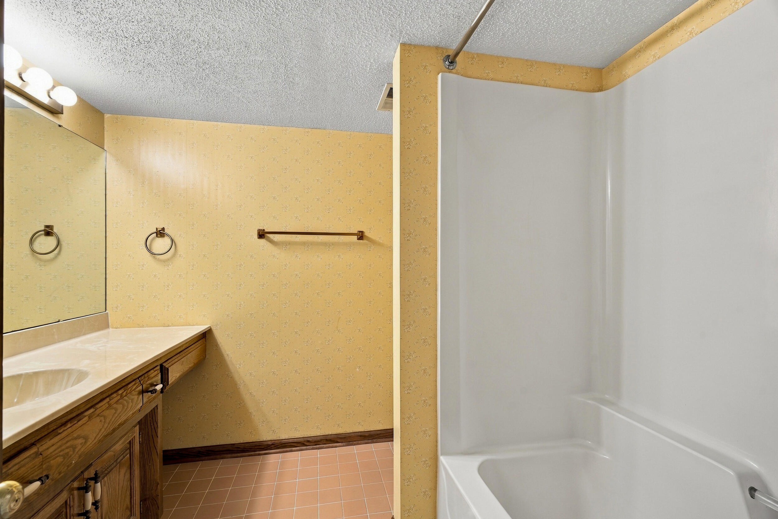 1209 Hulen Dr Property Photo 48