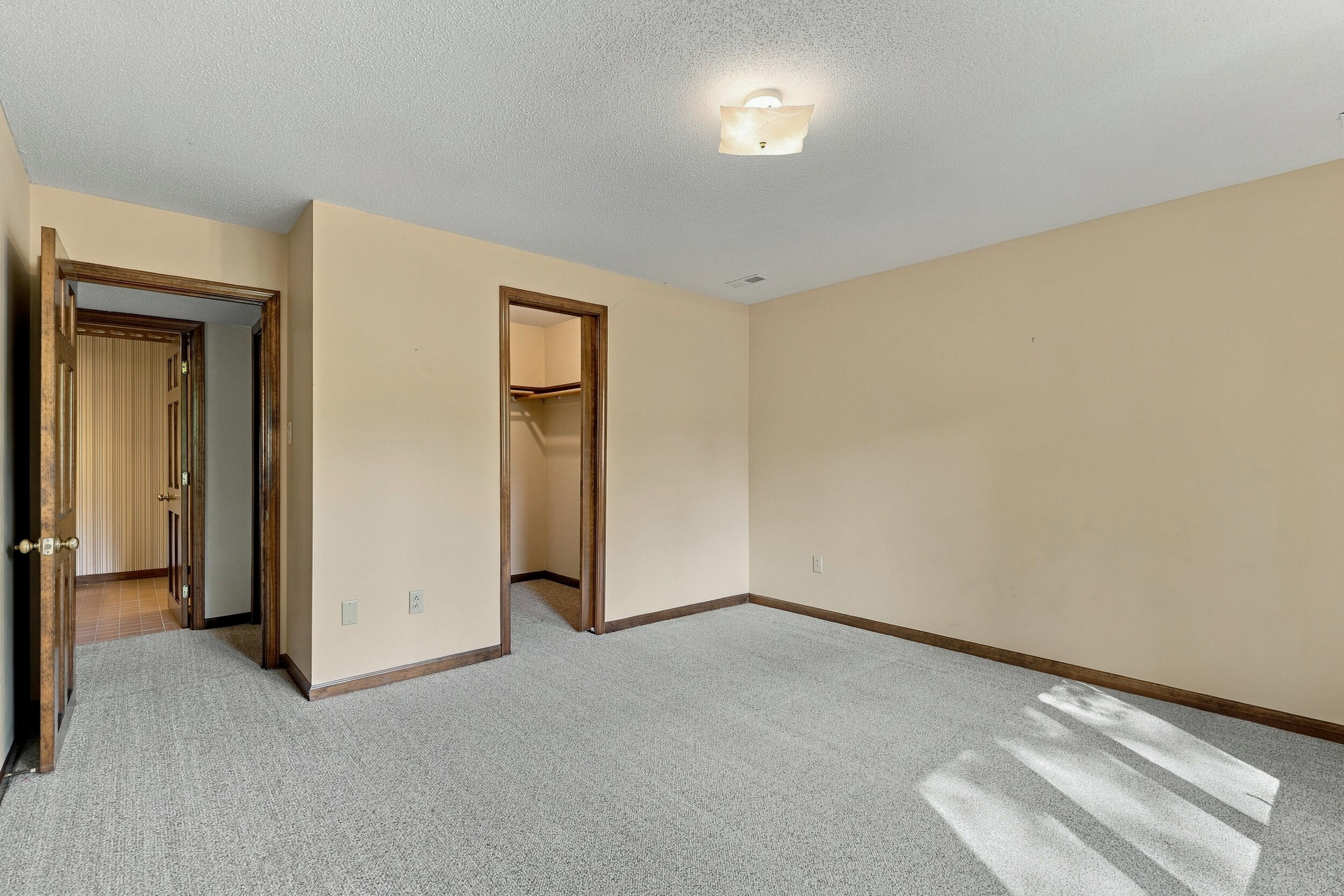 1209 Hulen Dr Property Photo 52
