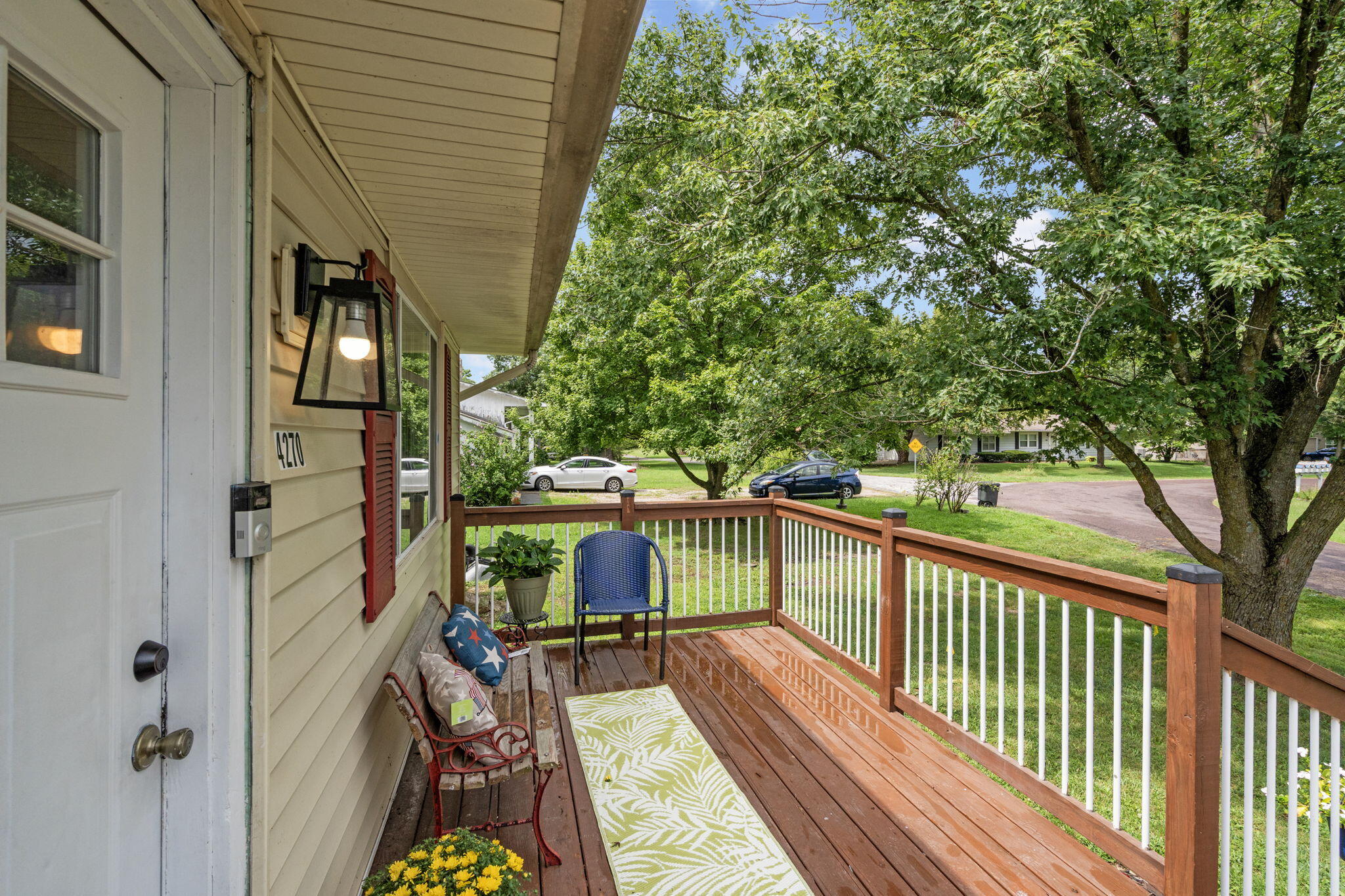 4270 E Hillcrest Dr Property Photo 5