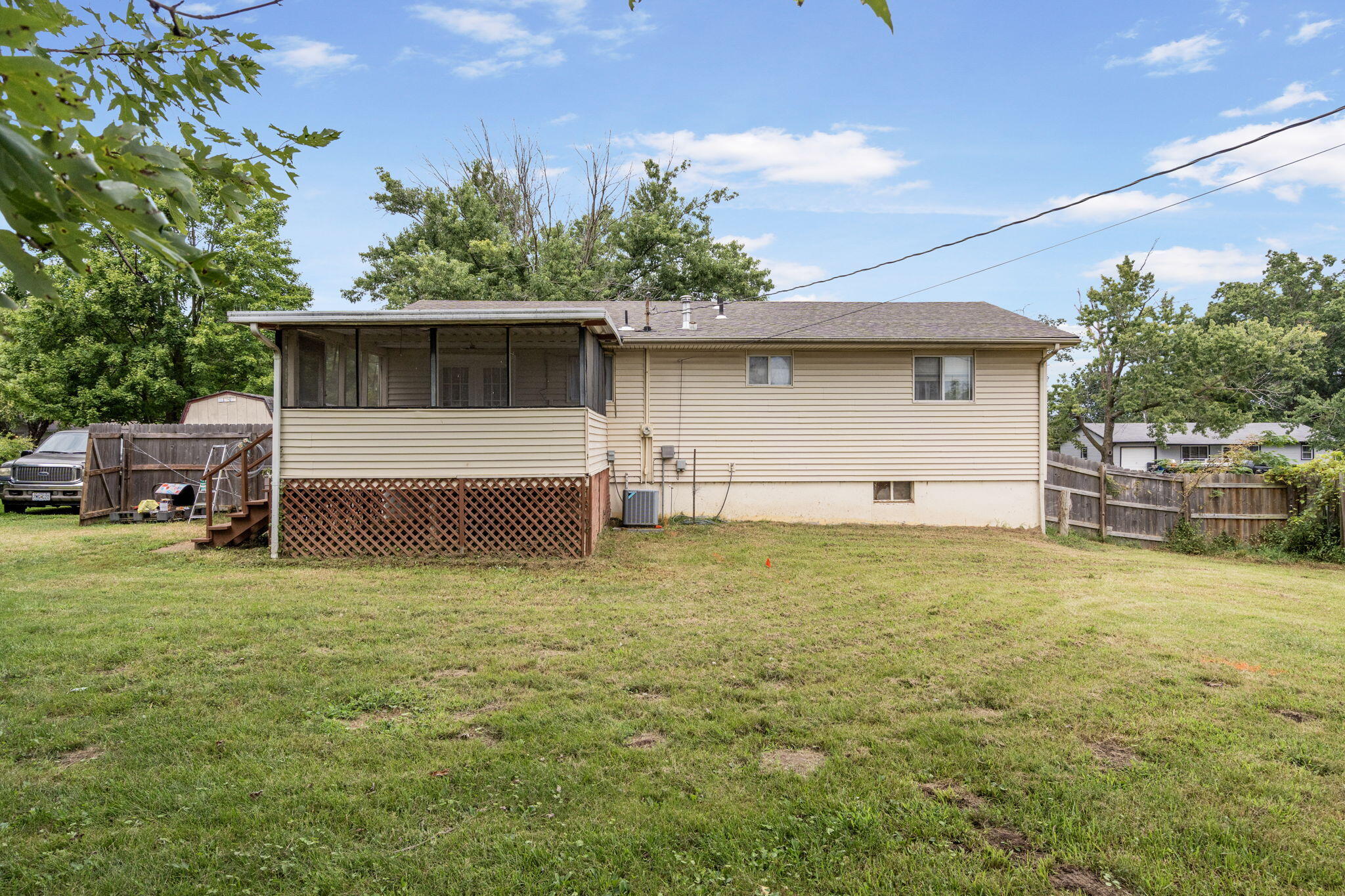 4270 E Hillcrest Dr Property Photo 26