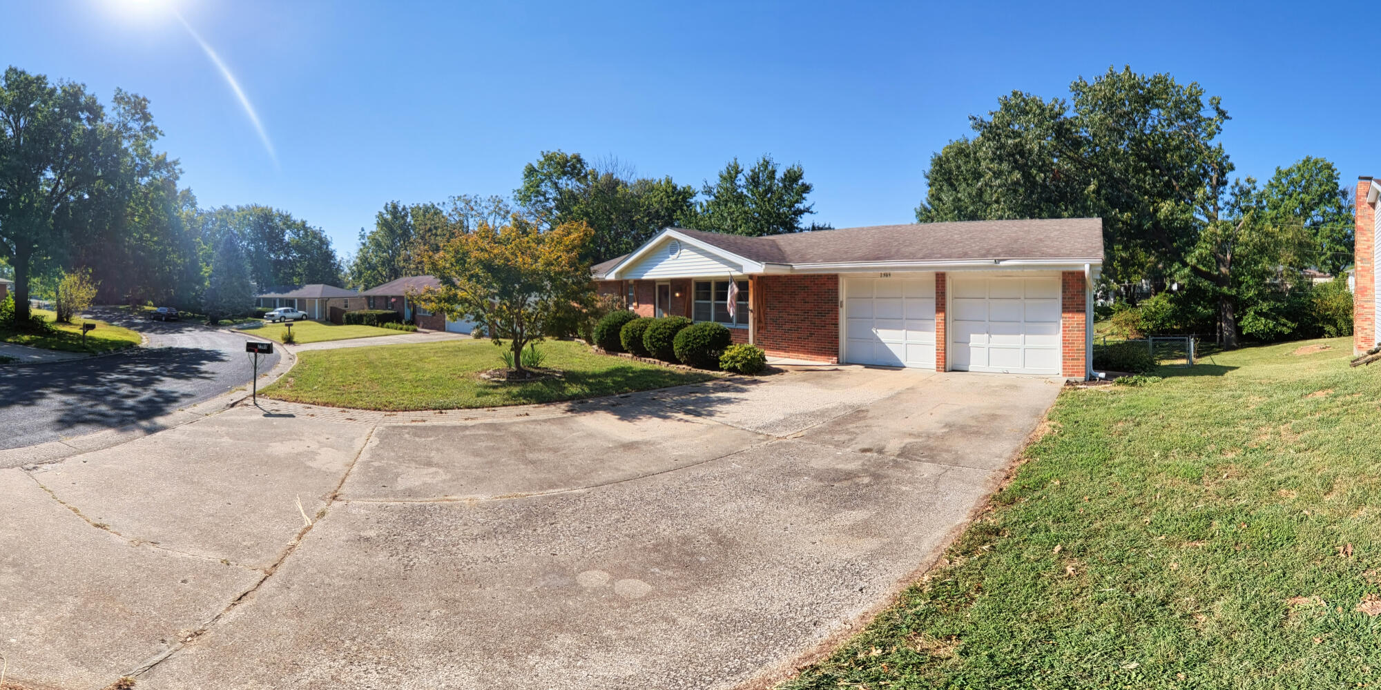 2509 Lilac Dr Property Photo 1