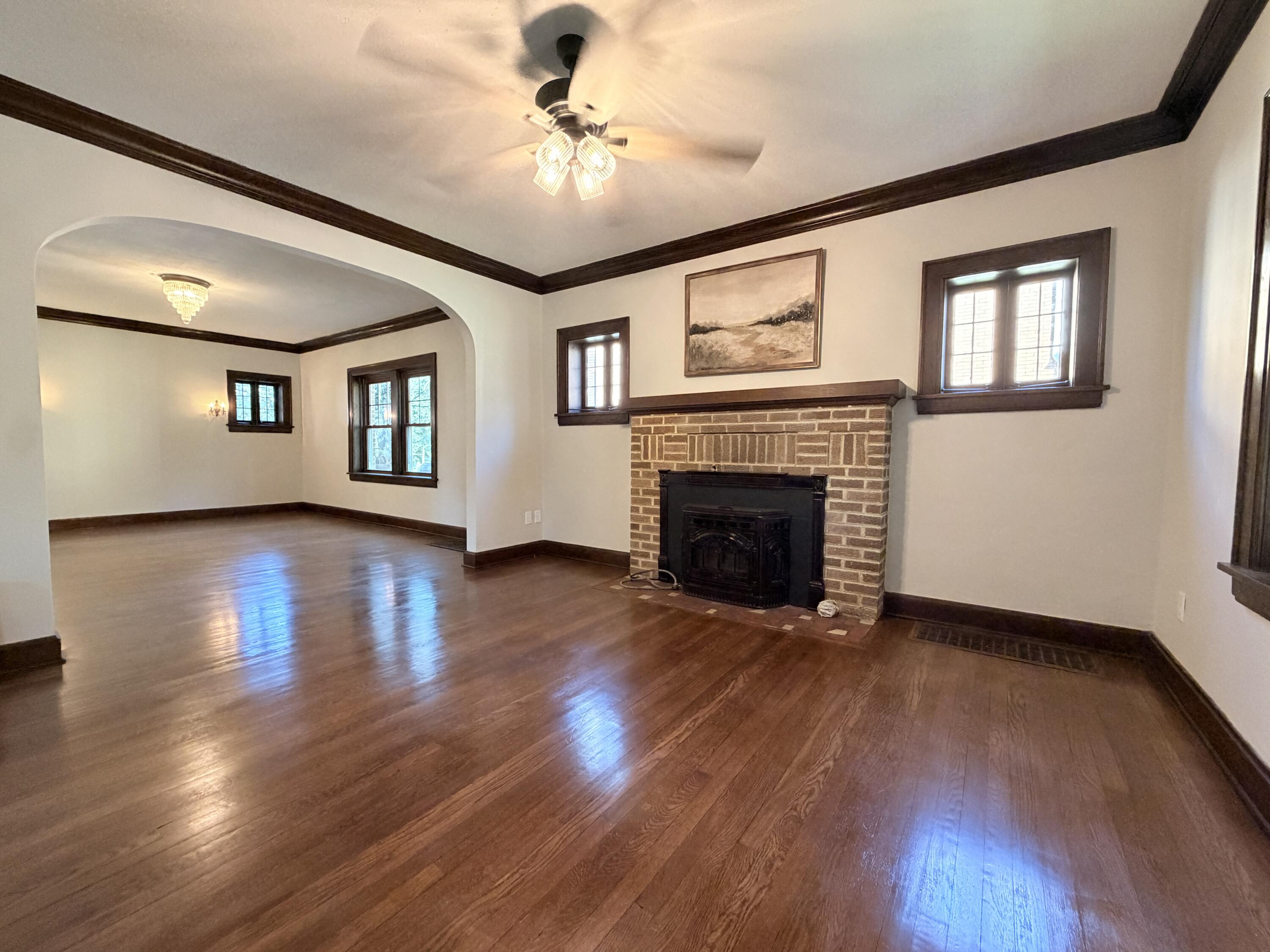 503 4th St Property Photo 15