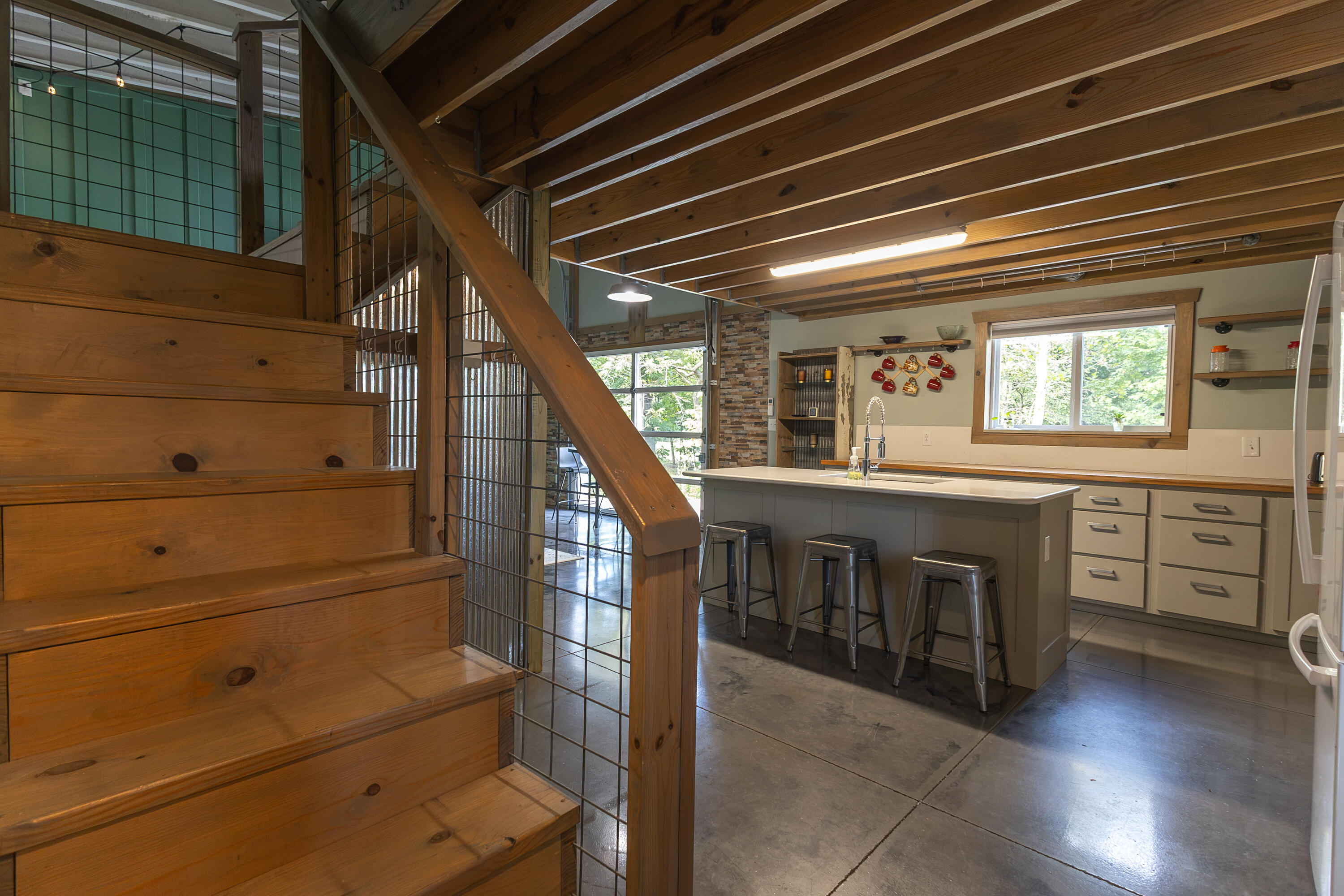 1002 Hunter Property Photo 12