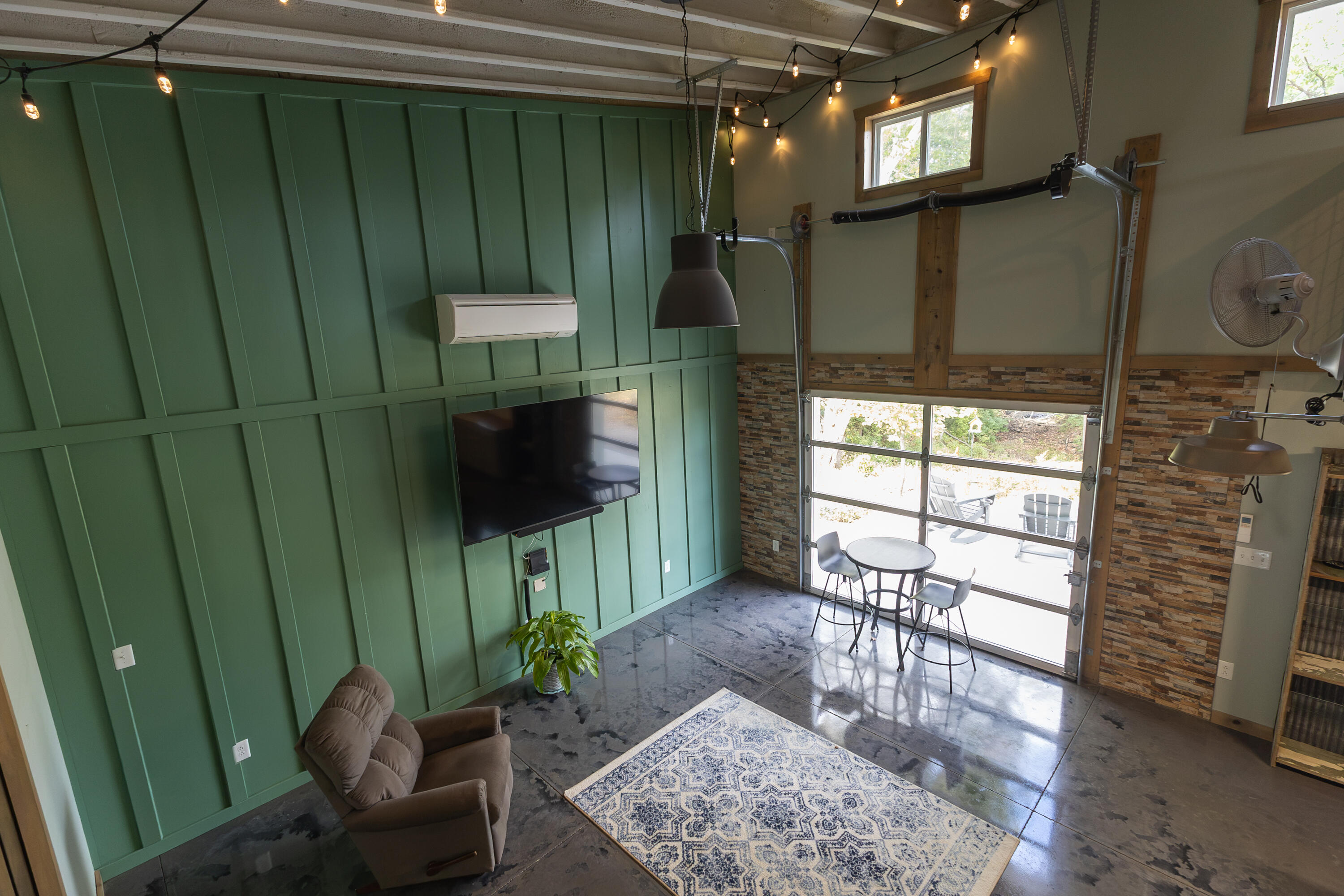 1002 Hunter Property Photo 29