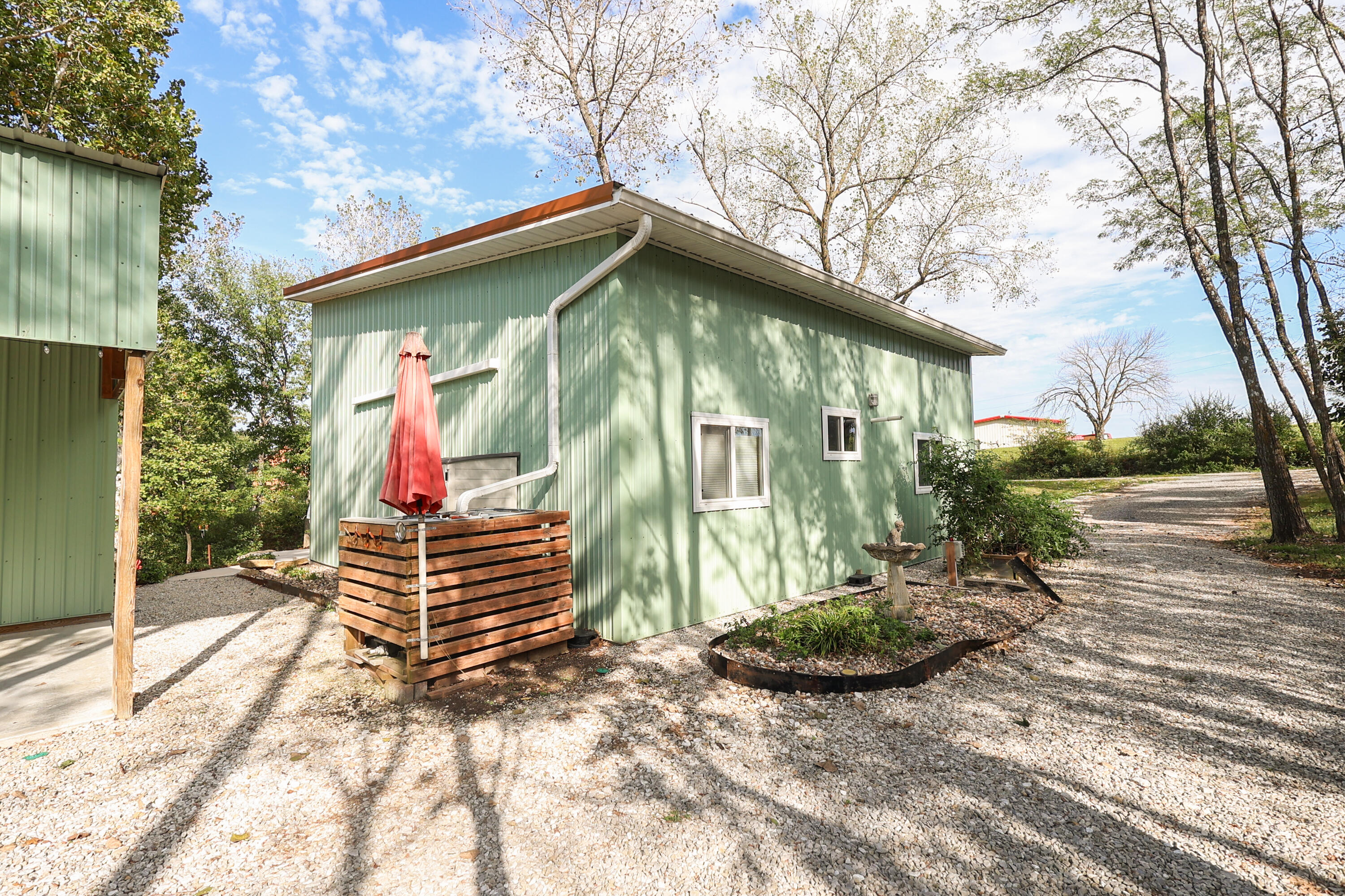 1002 Hunter Property Photo 30