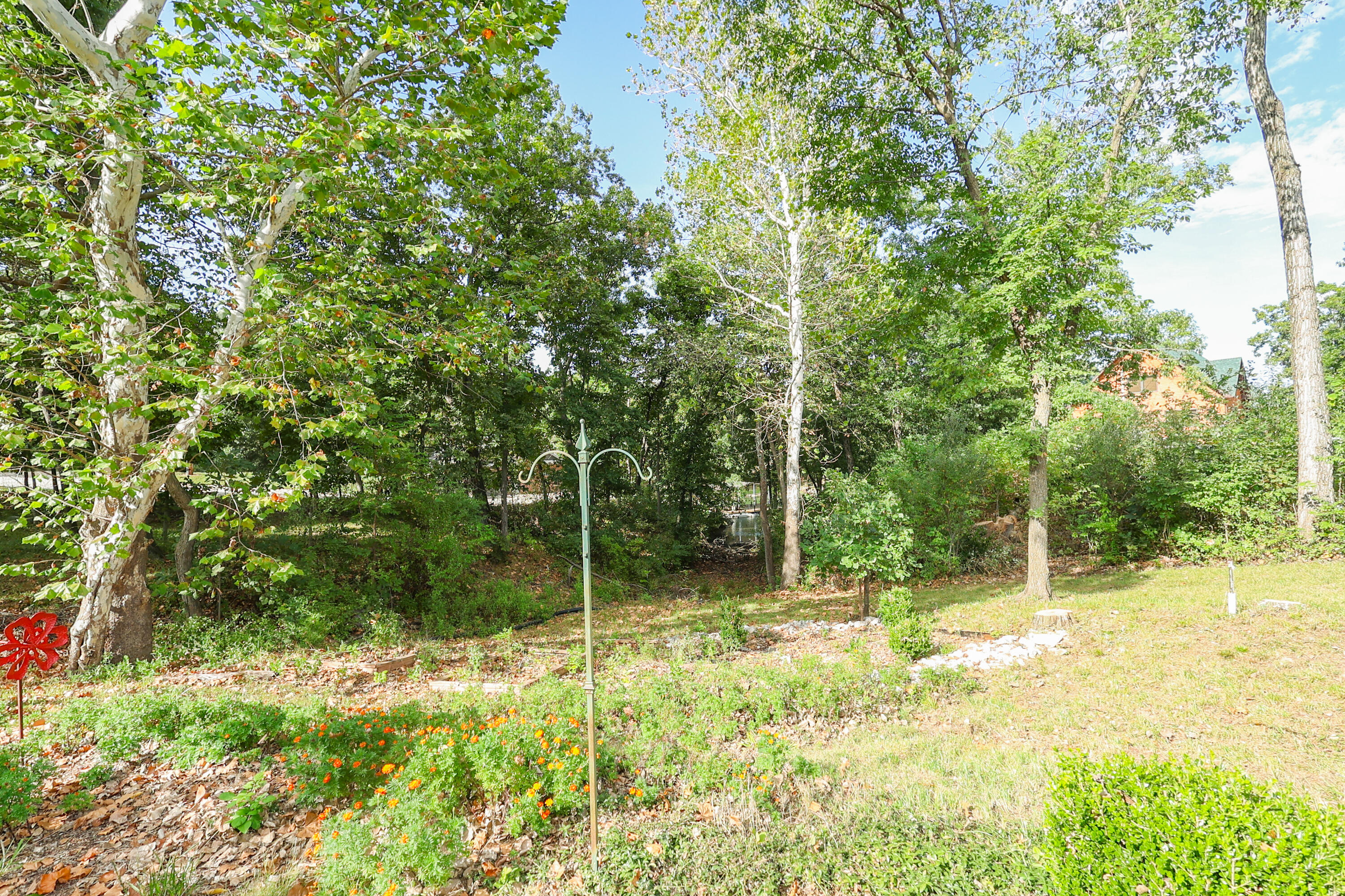 1002 Hunter Property Photo 39