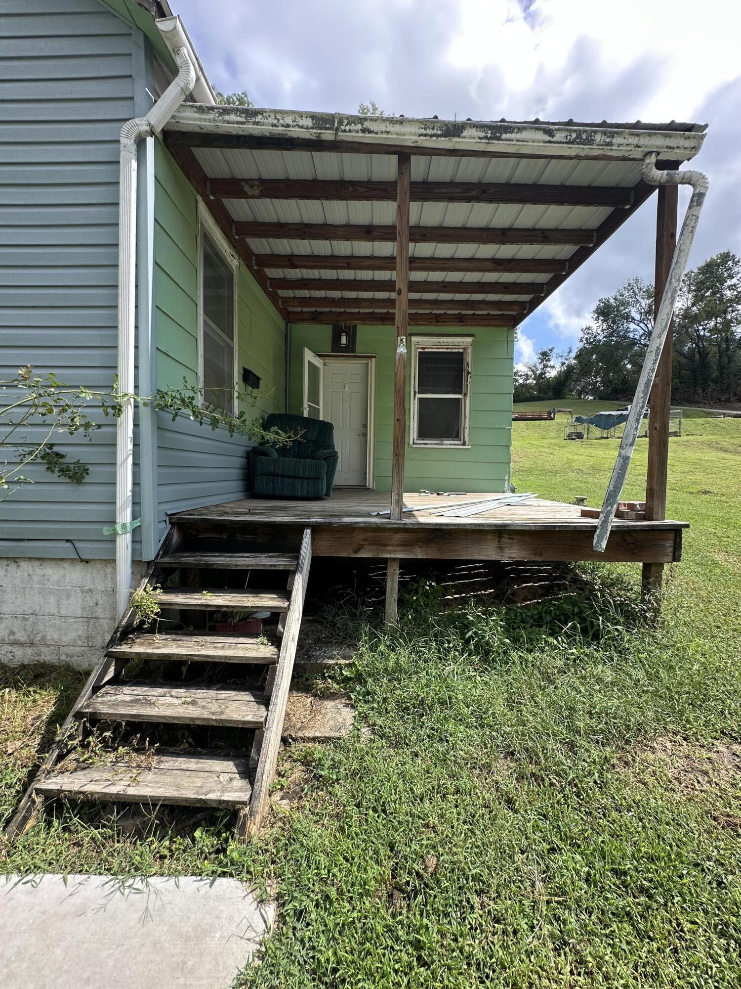 1108 Union St Property Photo 3