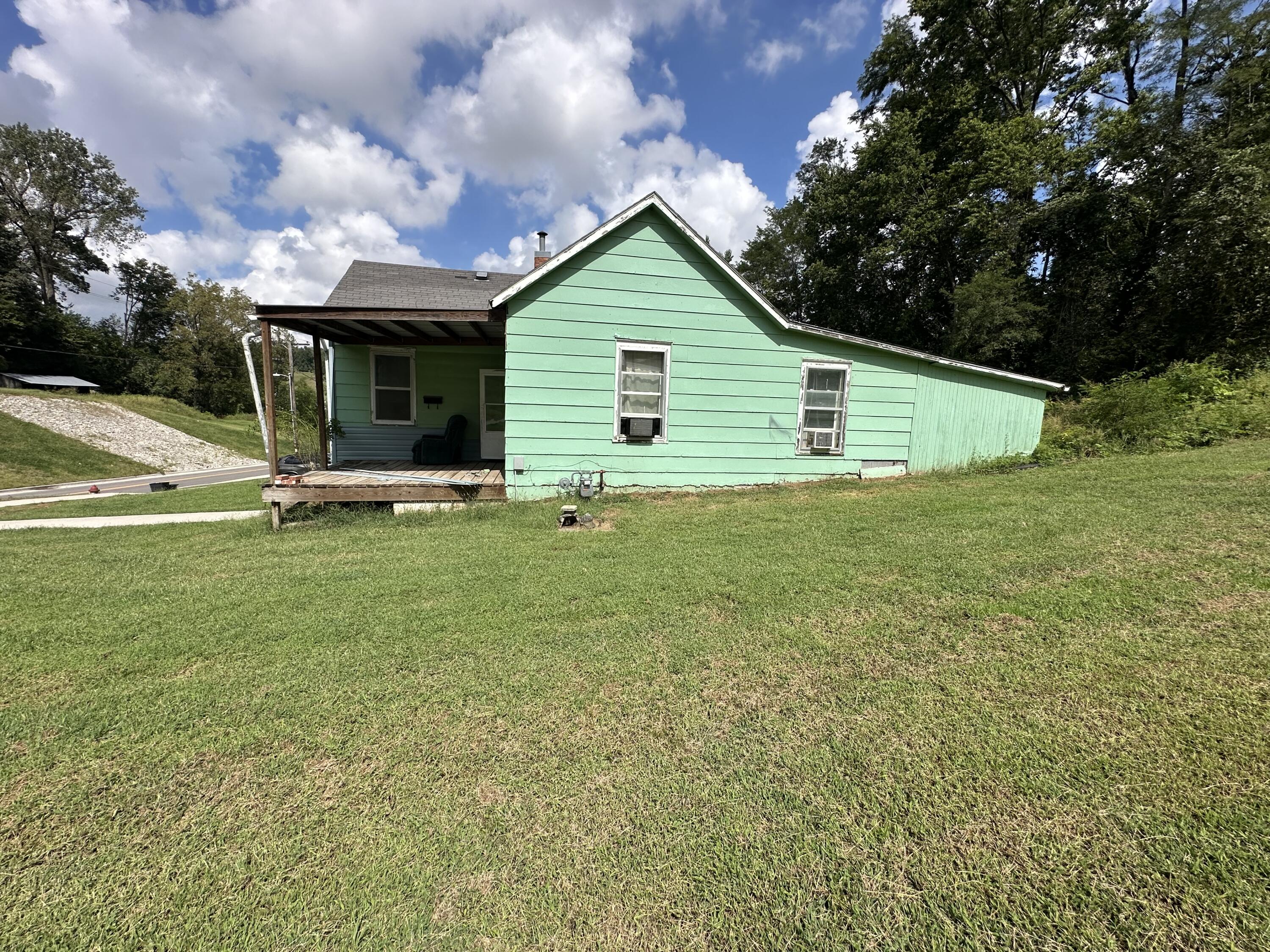 1108 Union St Property Photo 4