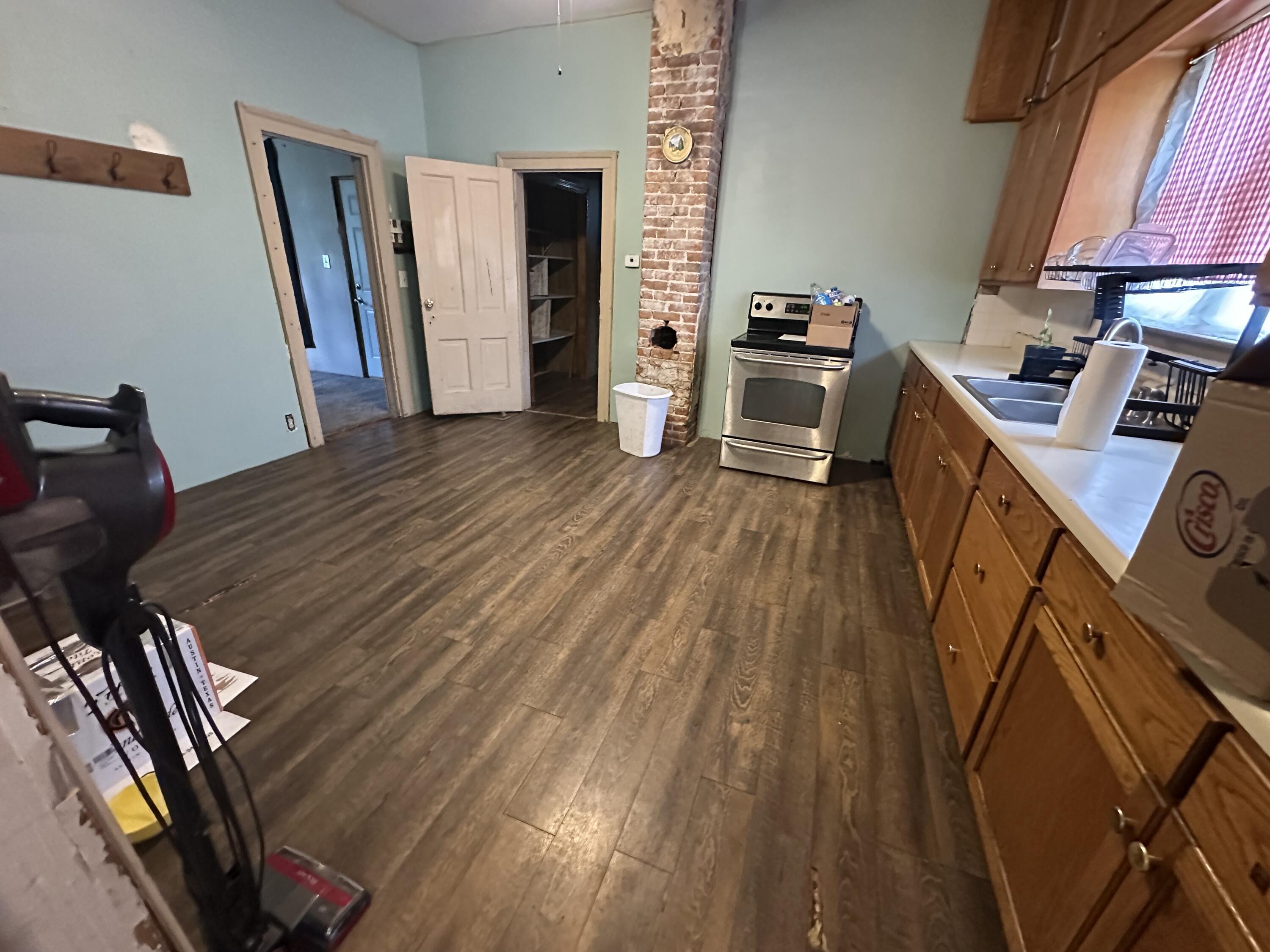 1108 Union St Property Photo 12