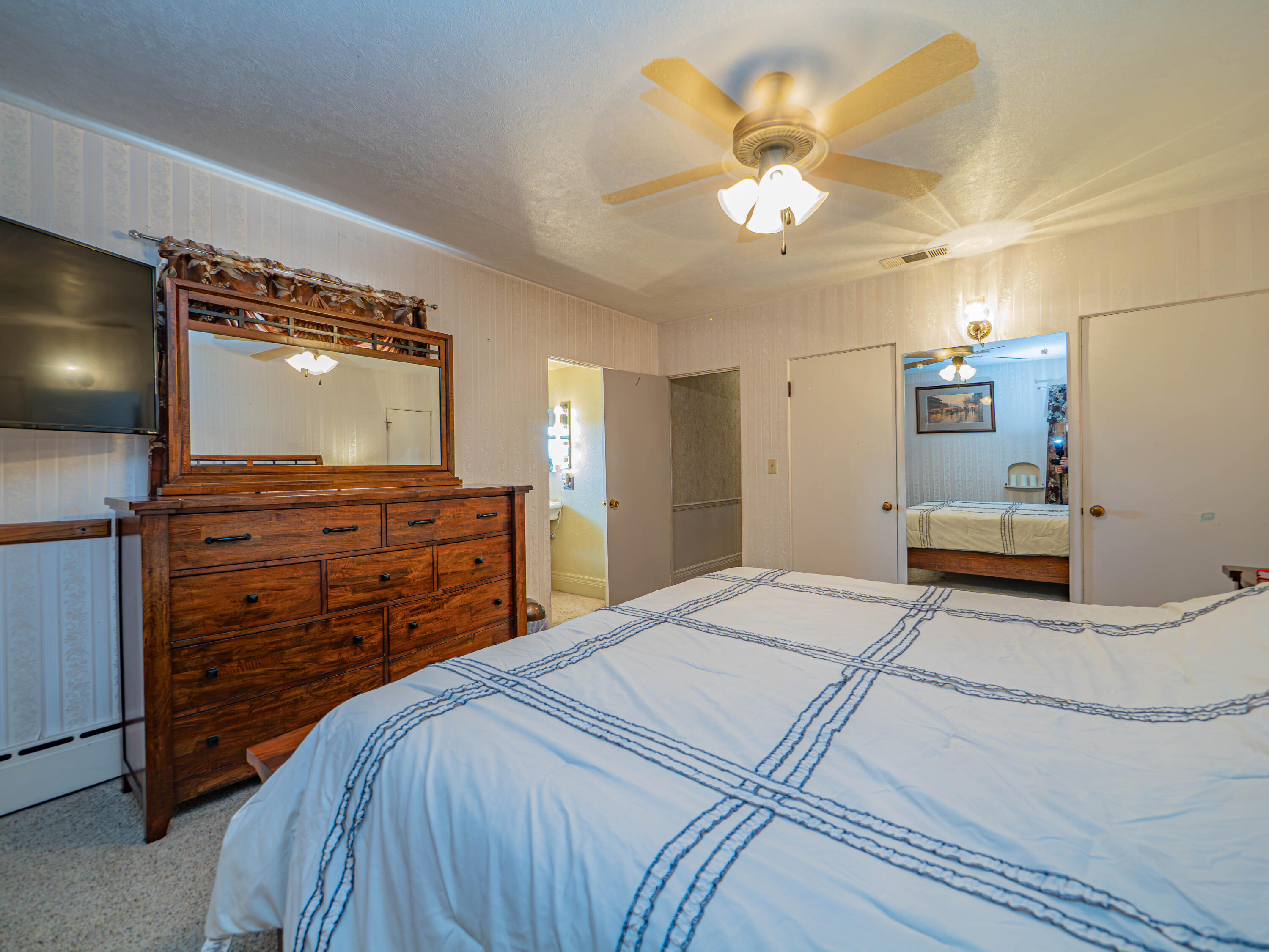 208 Lakeview Terr Property Photo 24