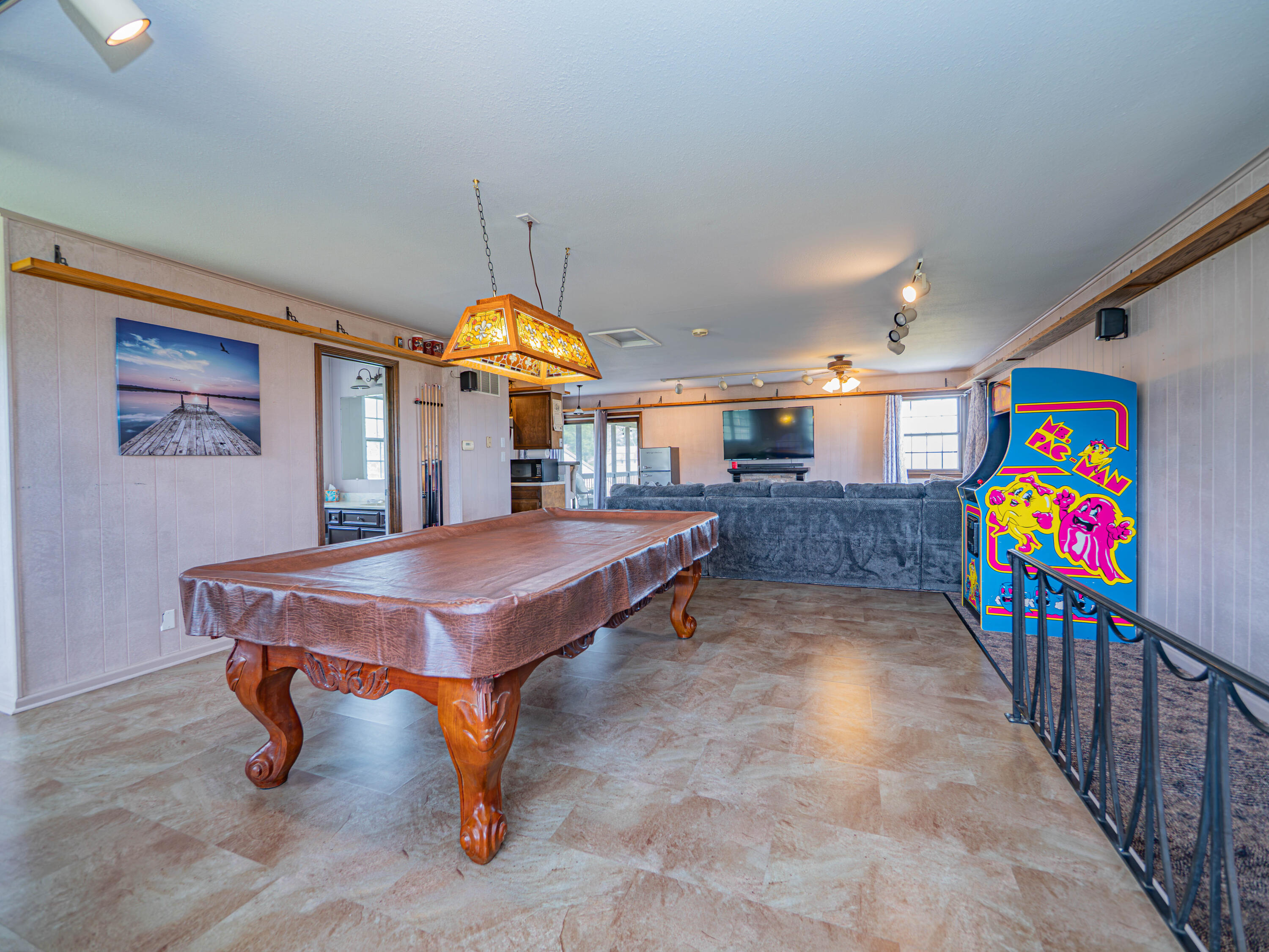 208 Lakeview Terr Property Photo 33