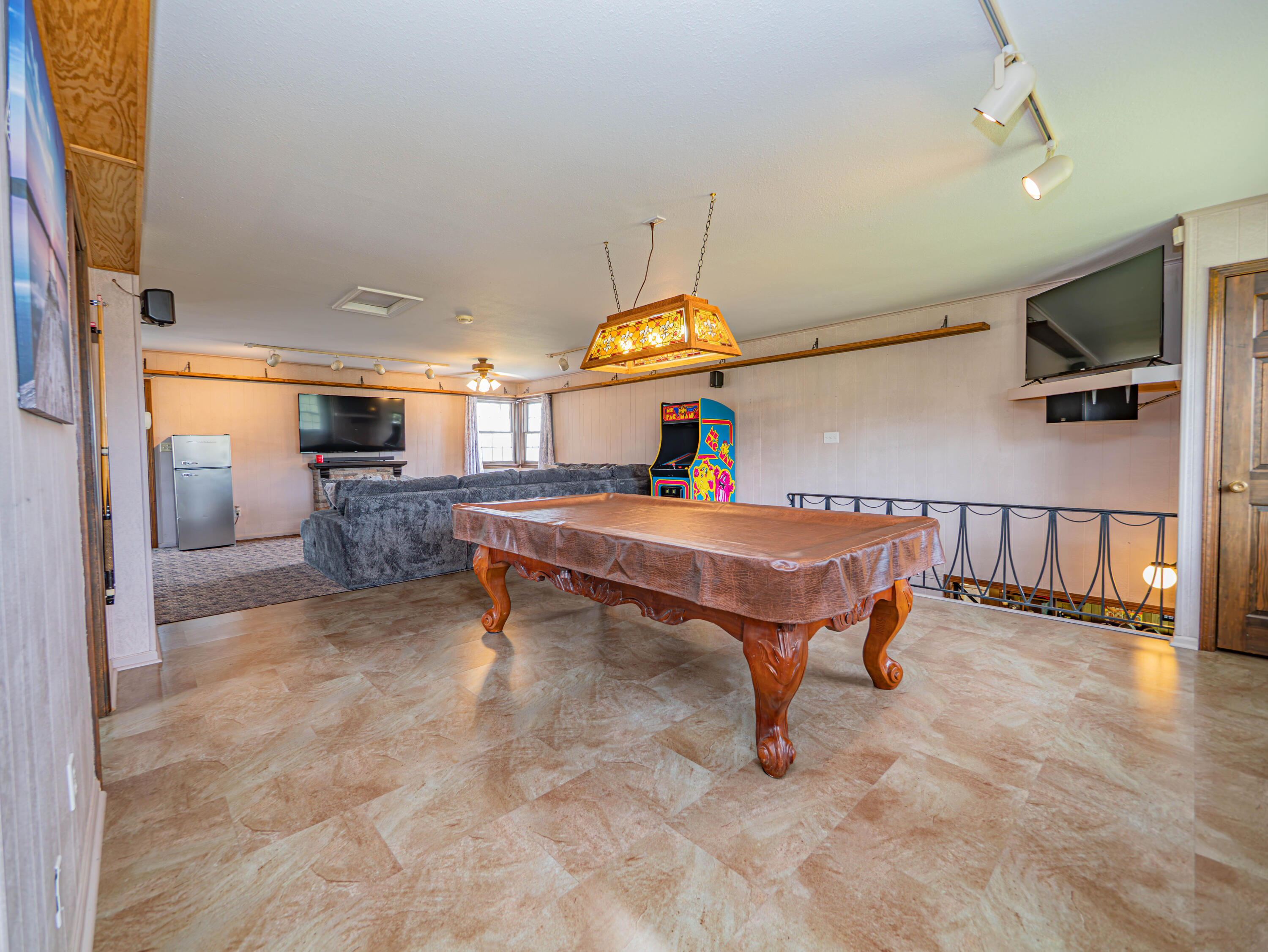 208 Lakeview Terr Property Photo 34