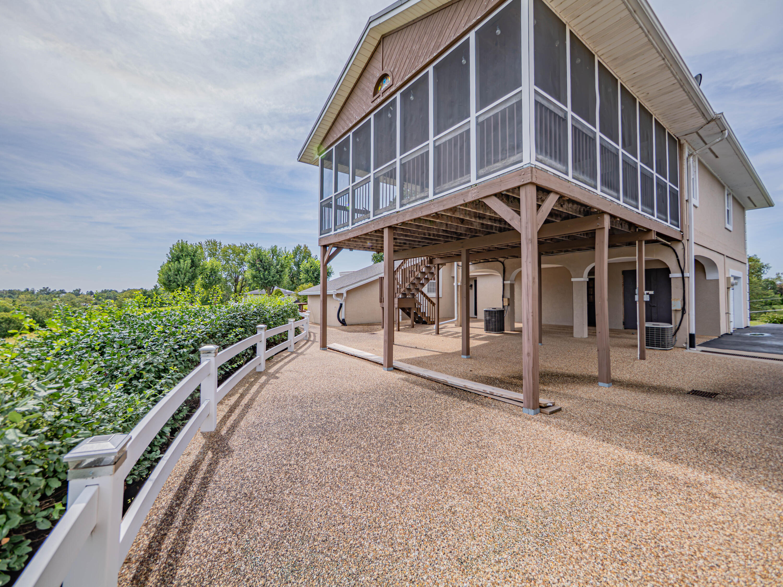 208 Lakeview Terr Property Photo 57