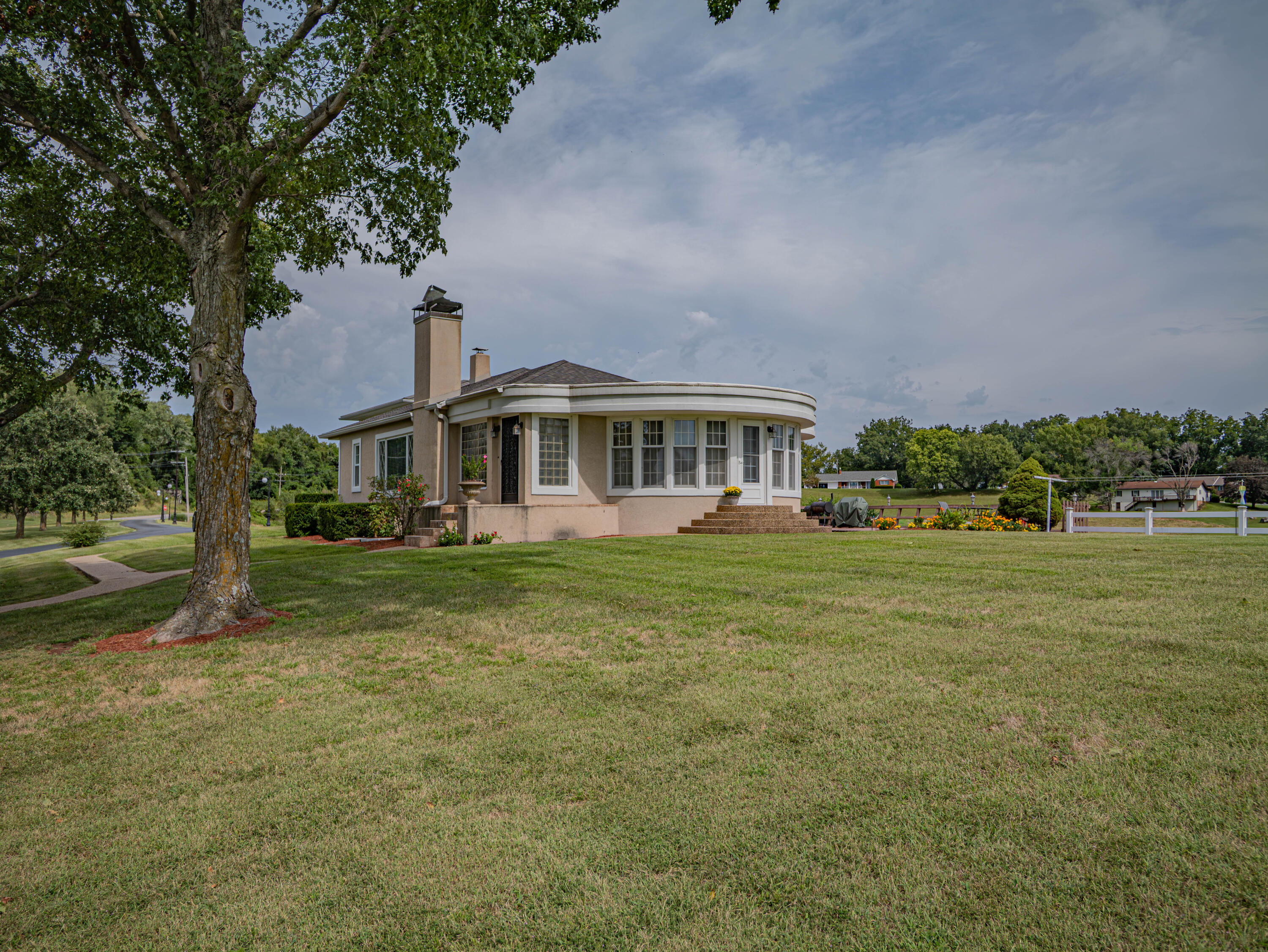 208 Lakeview Terr Property Photo 63