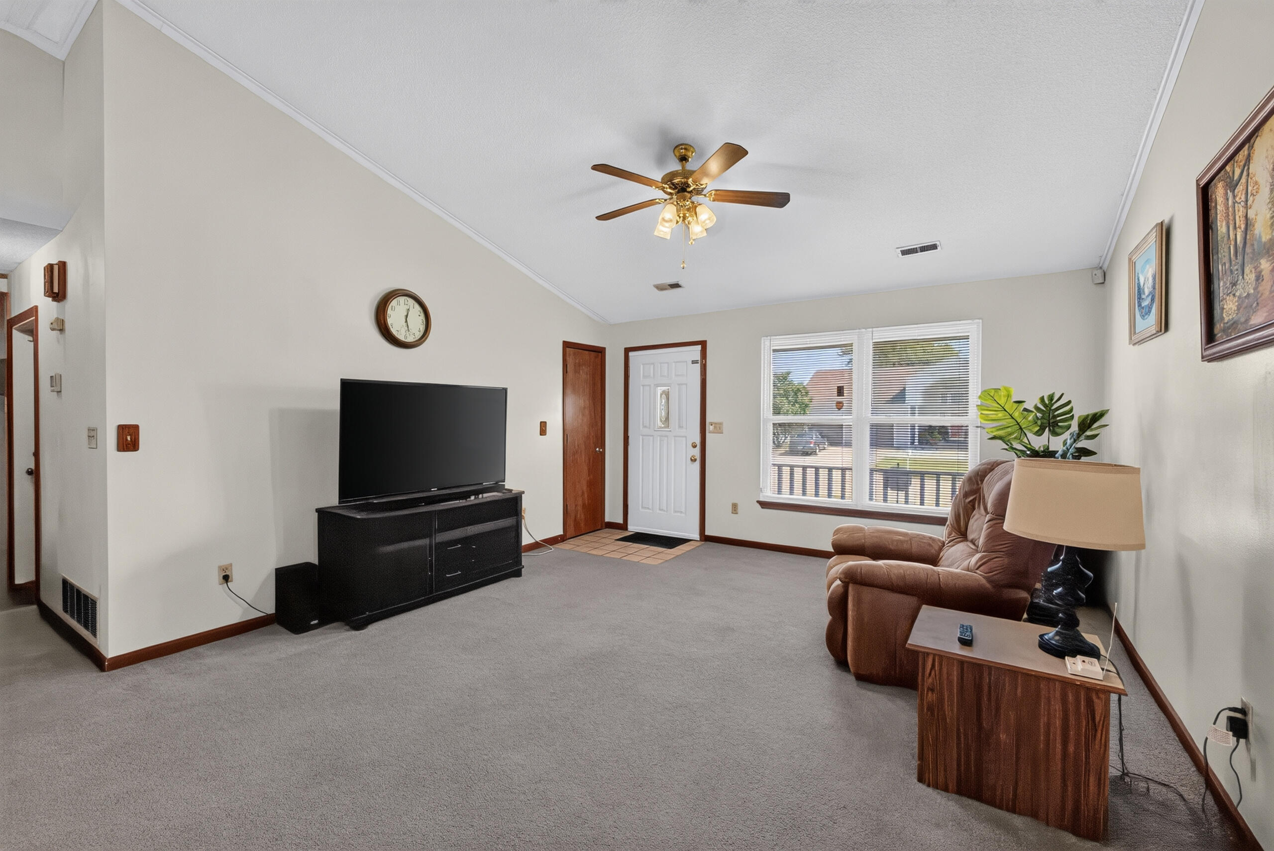 2013 Osage Dr Property Photo 4