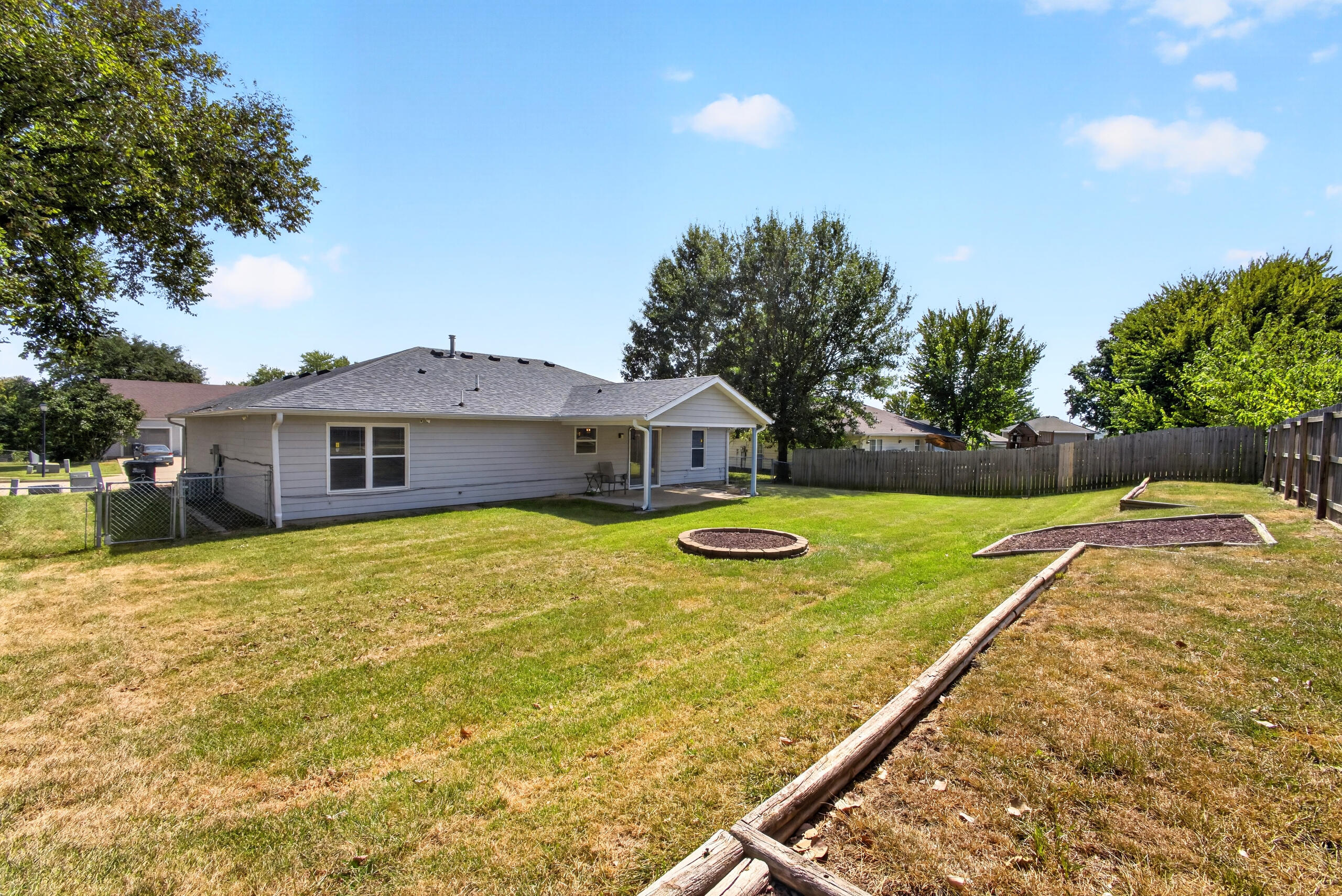 2013 Osage Dr Property Photo 22