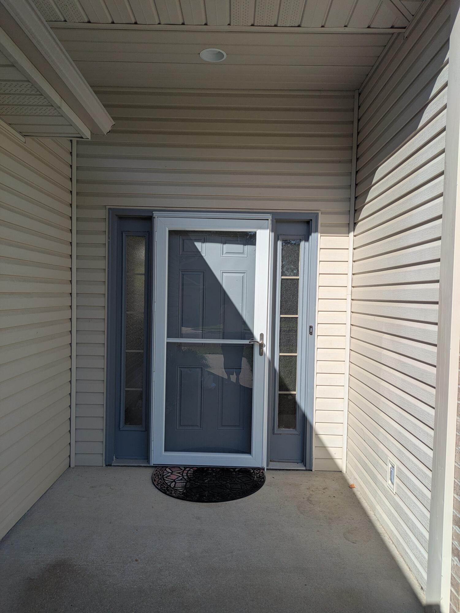 2601 Quartz Ln Property Photo 2