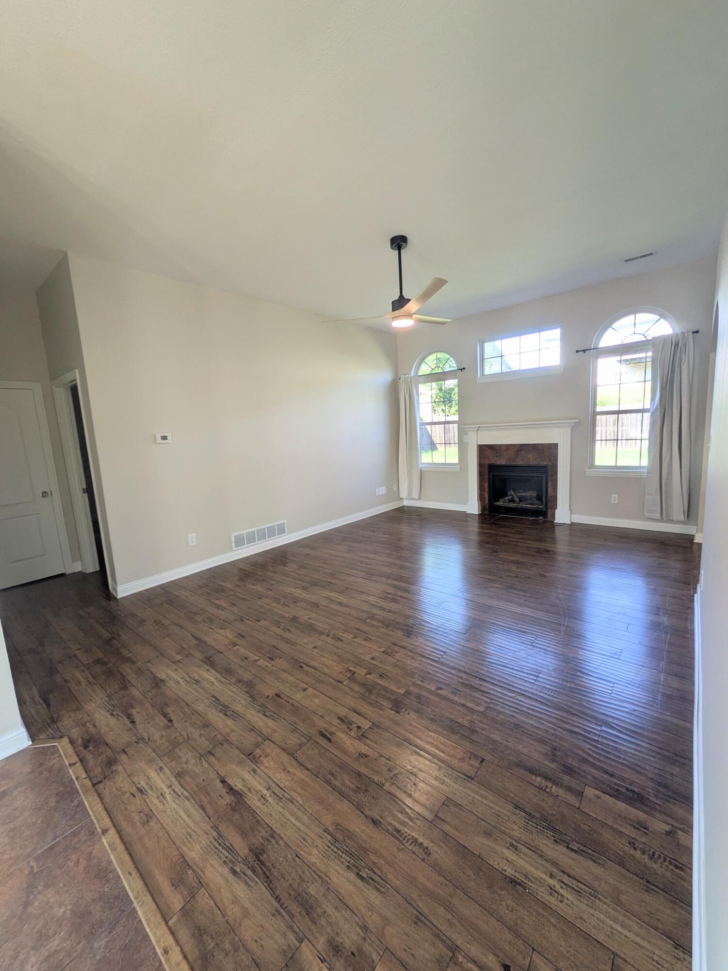 2601 Quartz Ln Property Photo 8