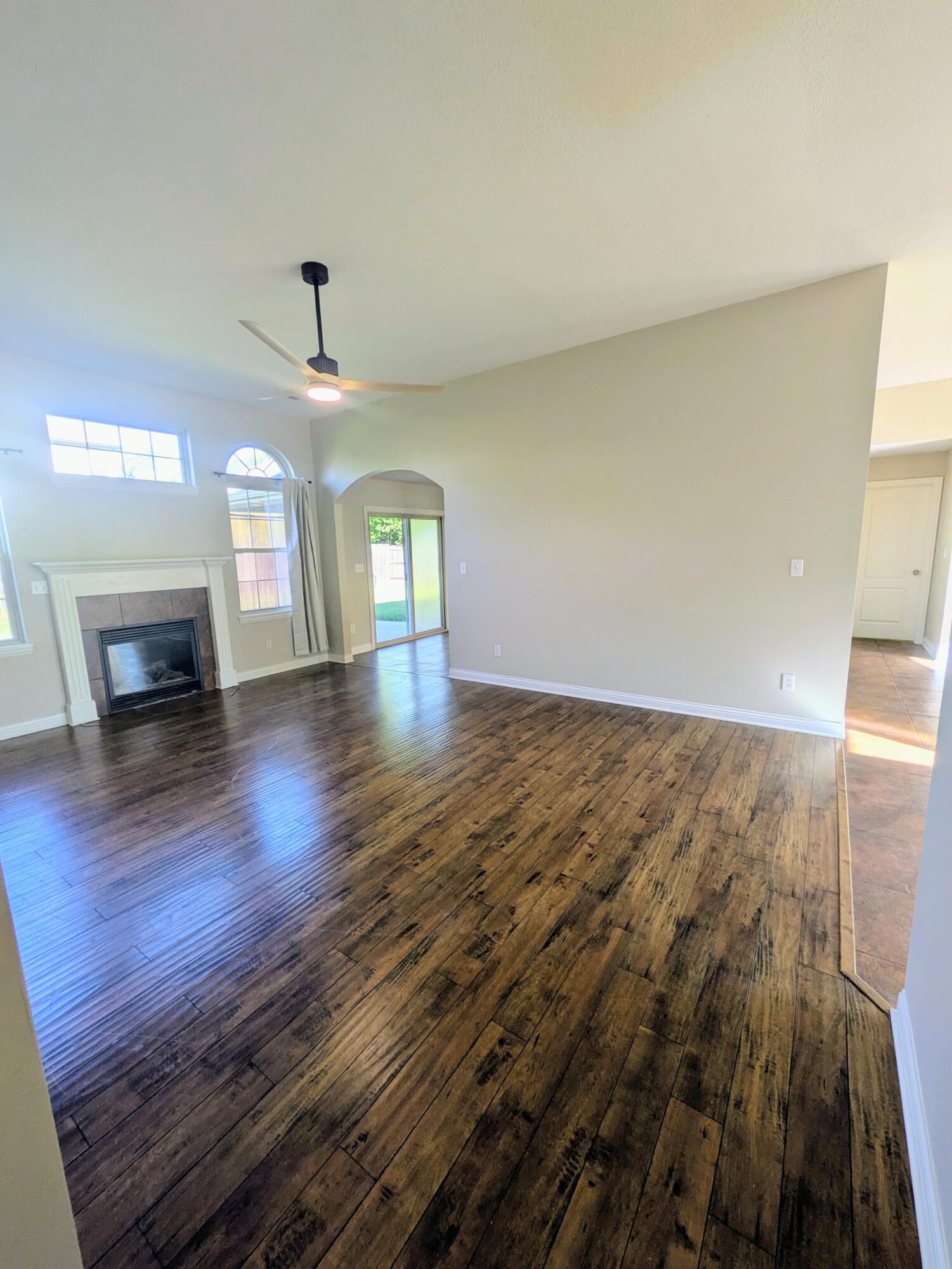 2601 Quartz Ln Property Photo 9
