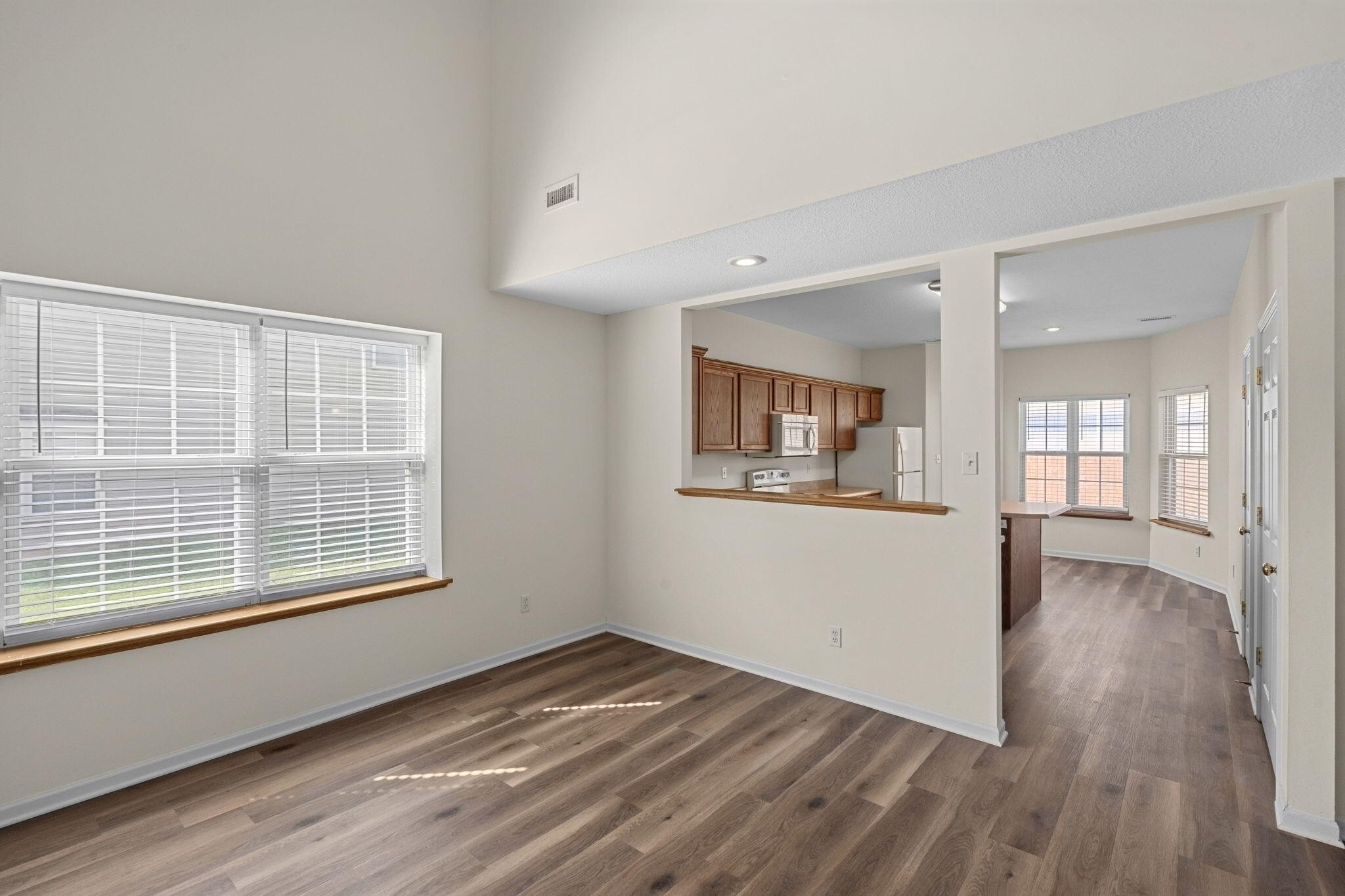 3252 Wind River Cir Property Photo 6