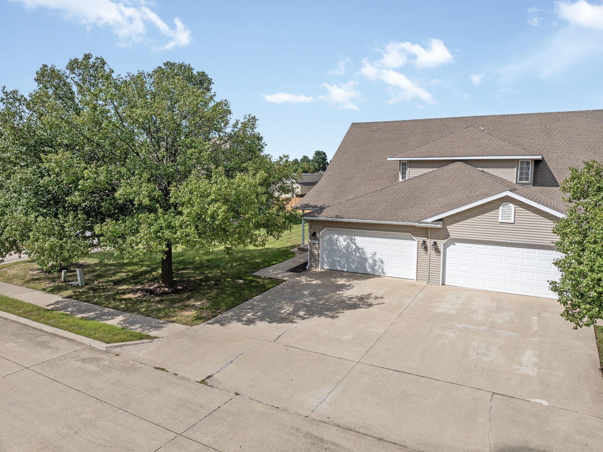 3252 Wind River Cir Property Photo 32