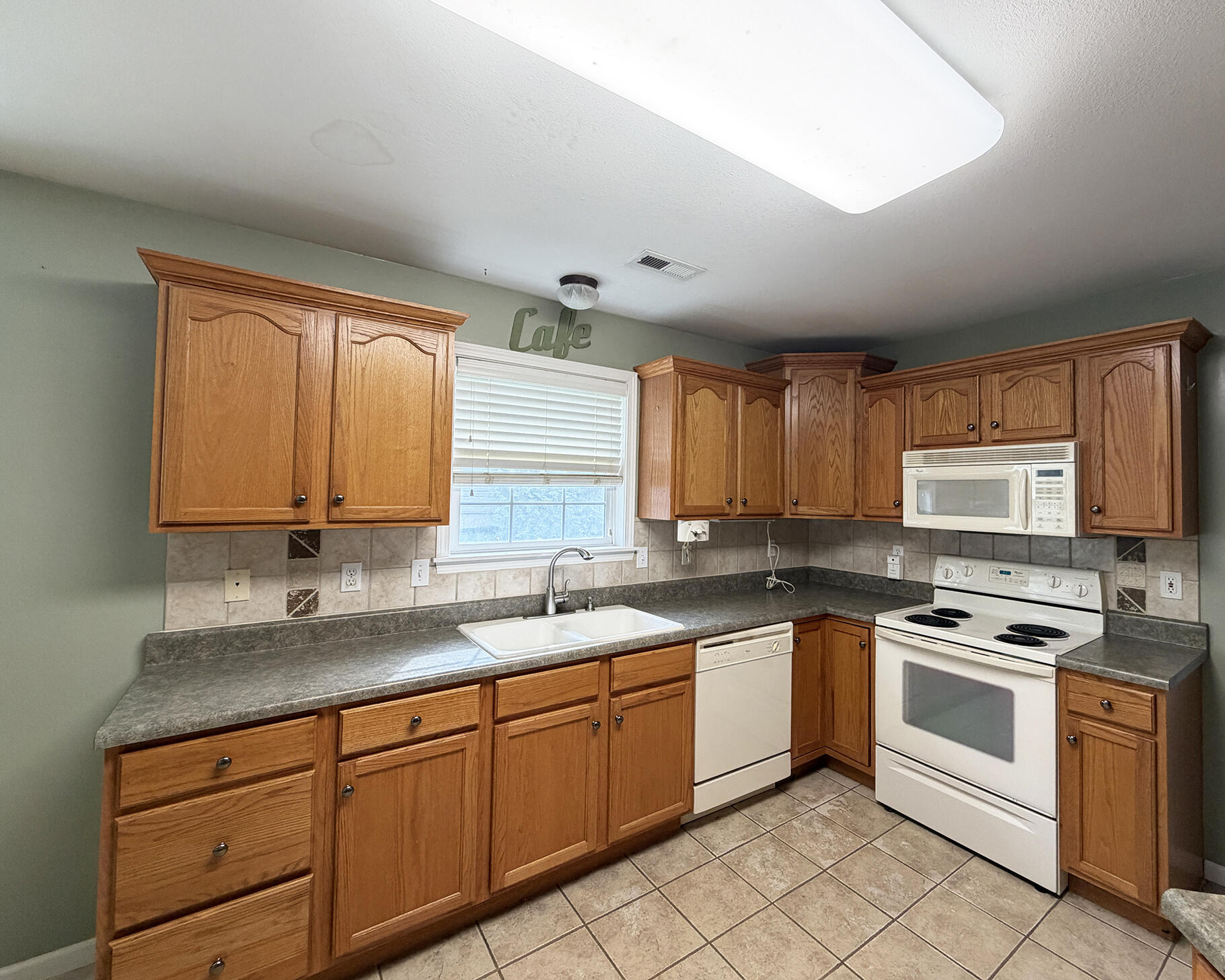4507 Timber Ln Property Photo 2