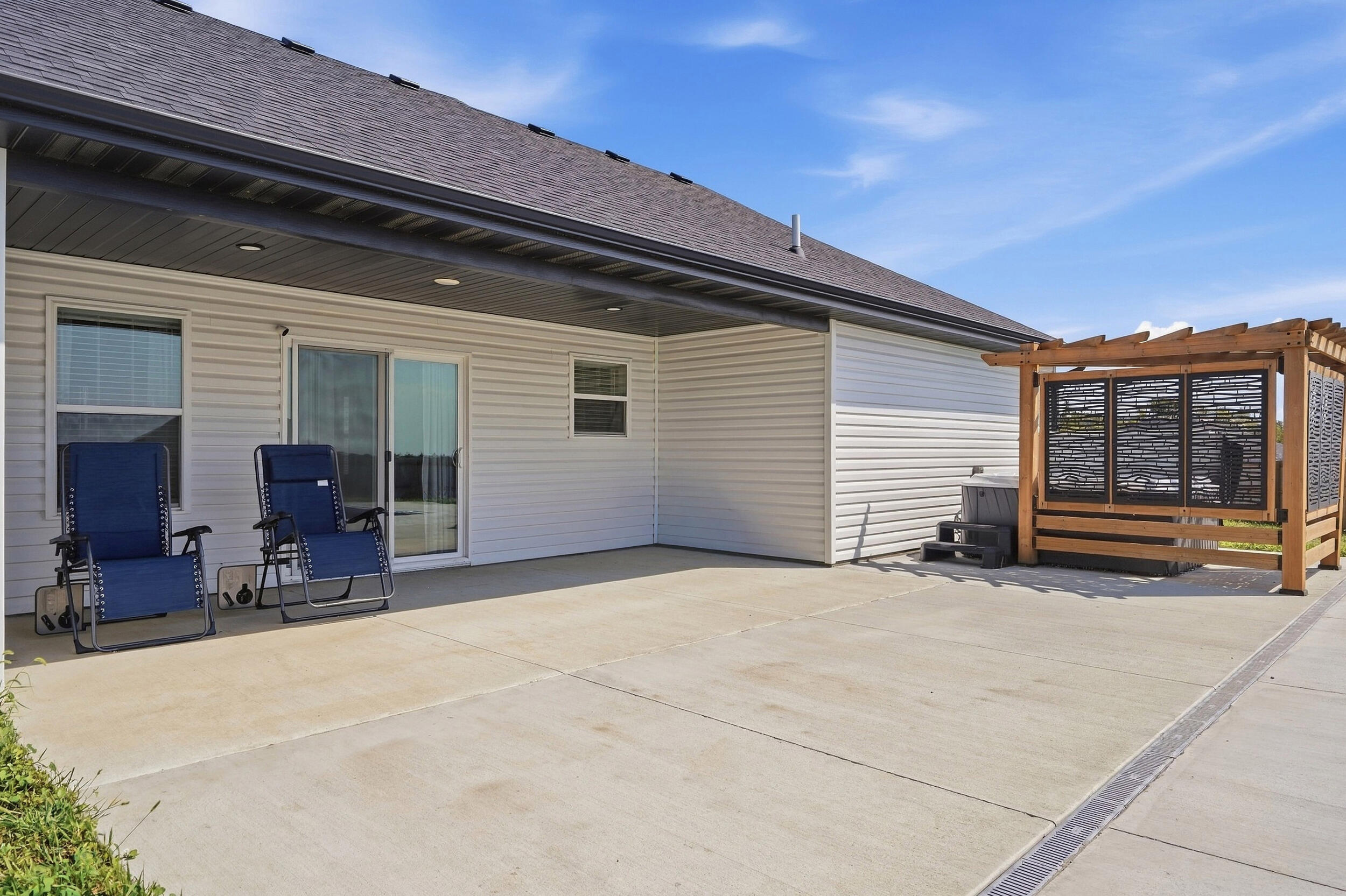 14841 Welch Dr Property Photo 37