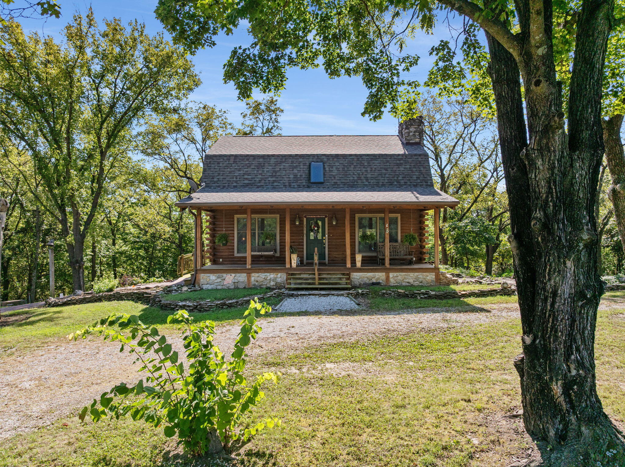 2341 Mueller Ln Property Photo 1